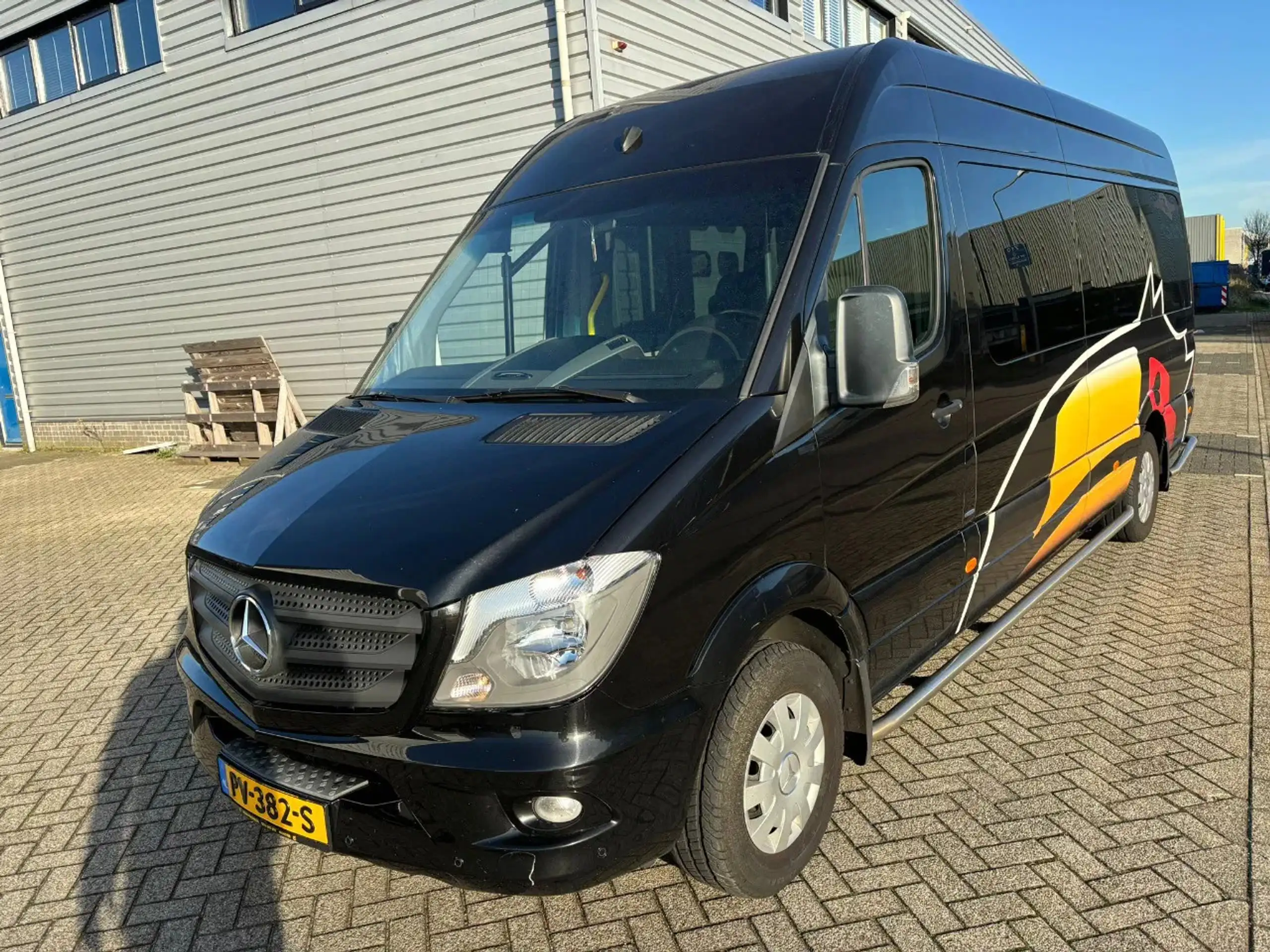 Mercedes-Benz - Sprinter