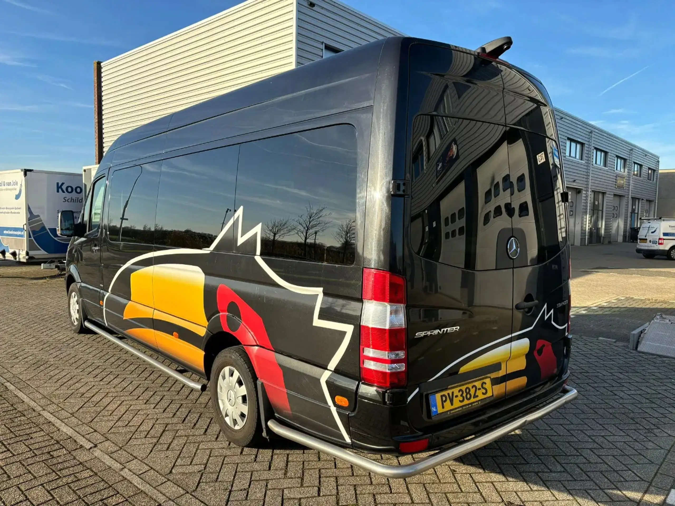 Mercedes-Benz - Sprinter