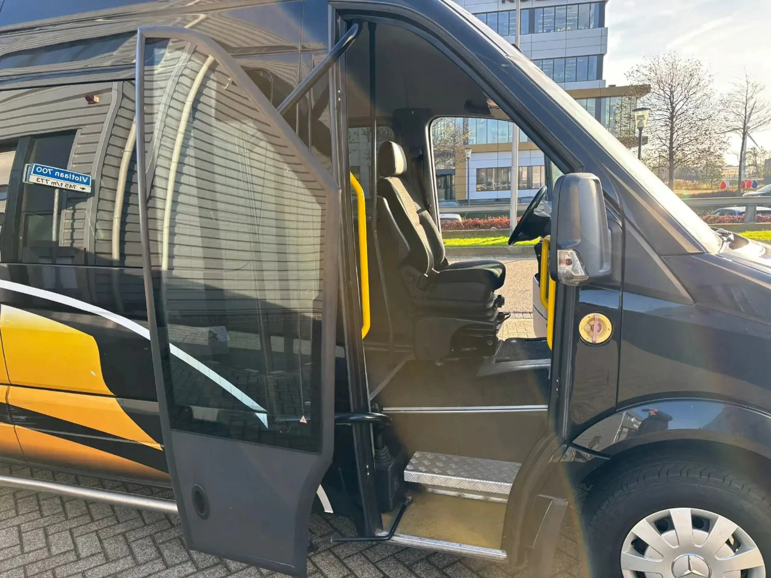 Mercedes-Benz - Sprinter