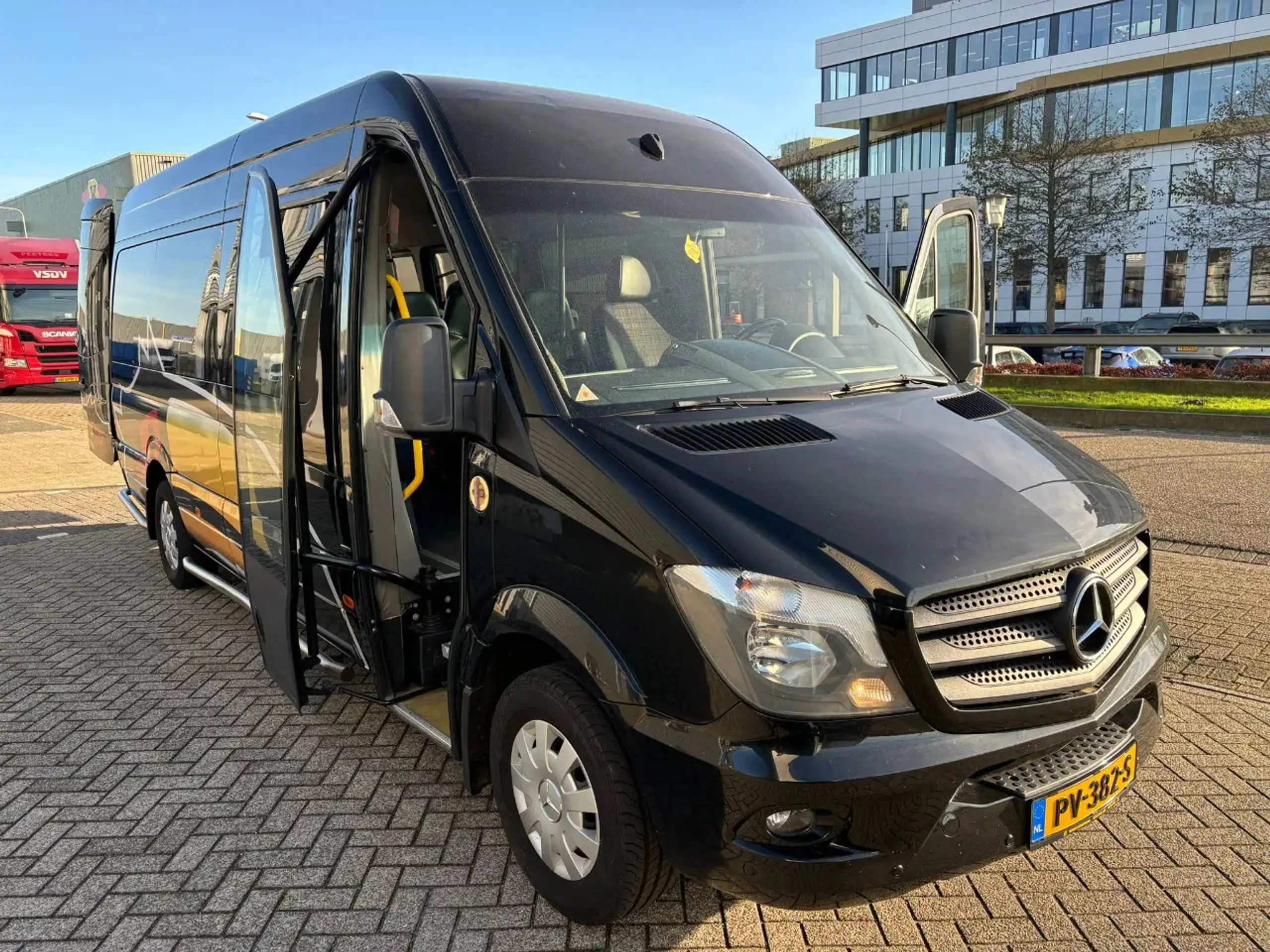 Mercedes-Benz - Sprinter