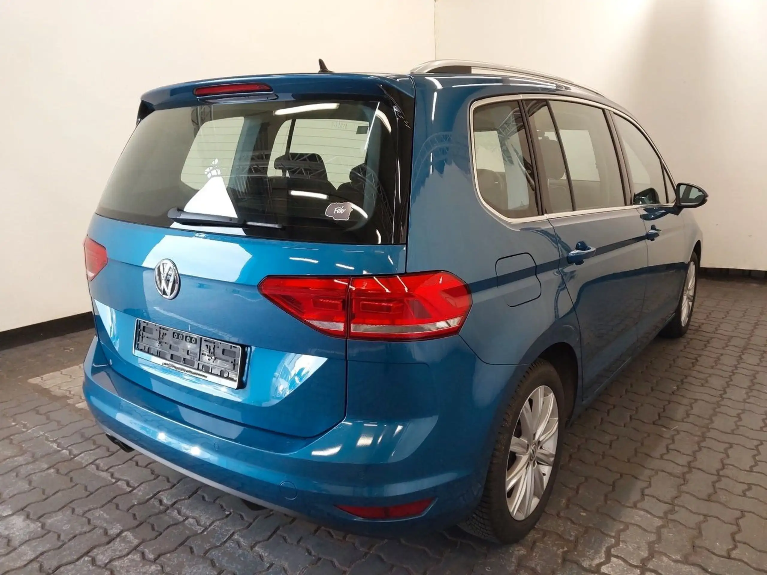 Volkswagen - Touran