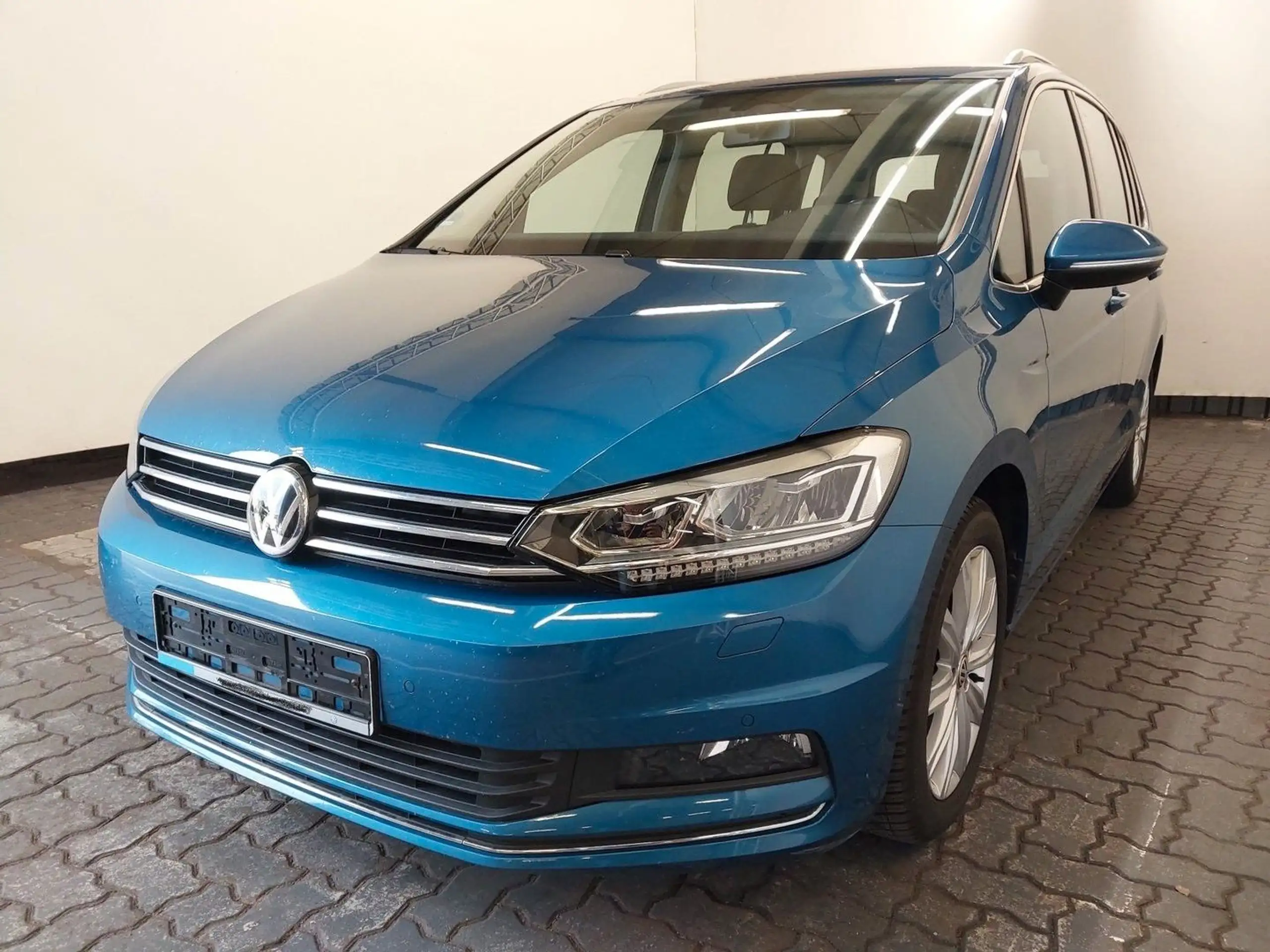 Volkswagen - Touran