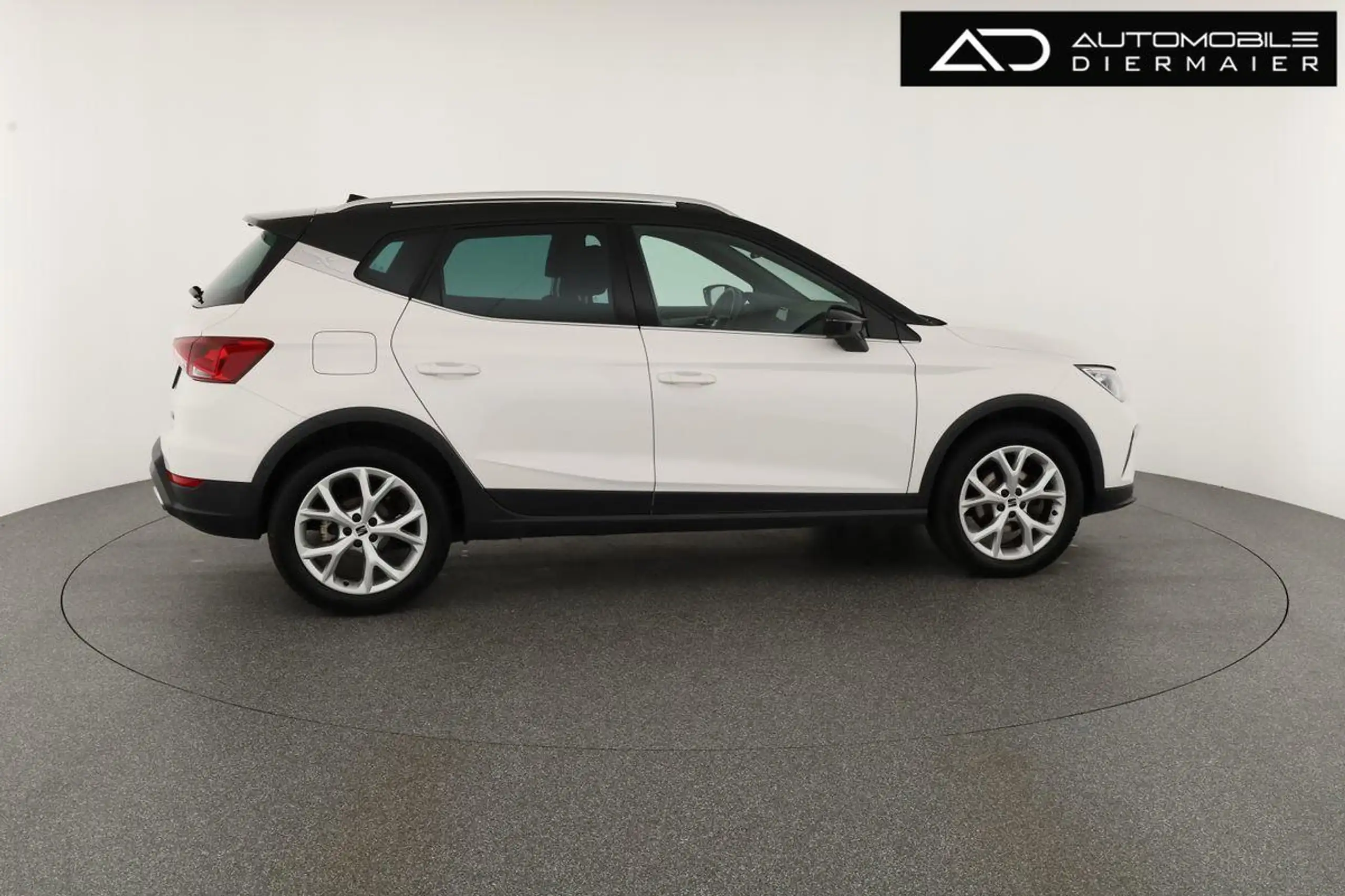 SEAT - Arona