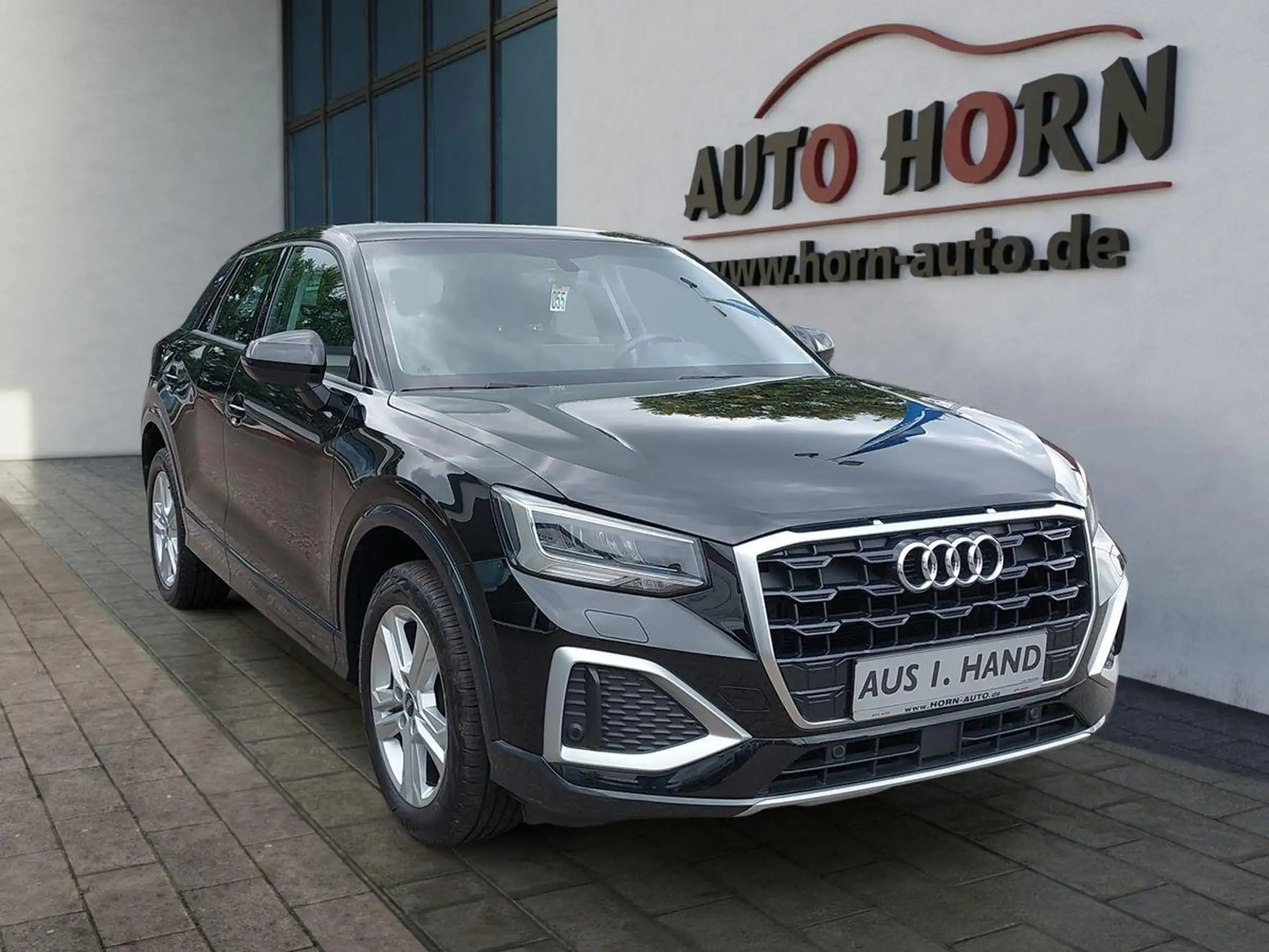 Audi - Q2