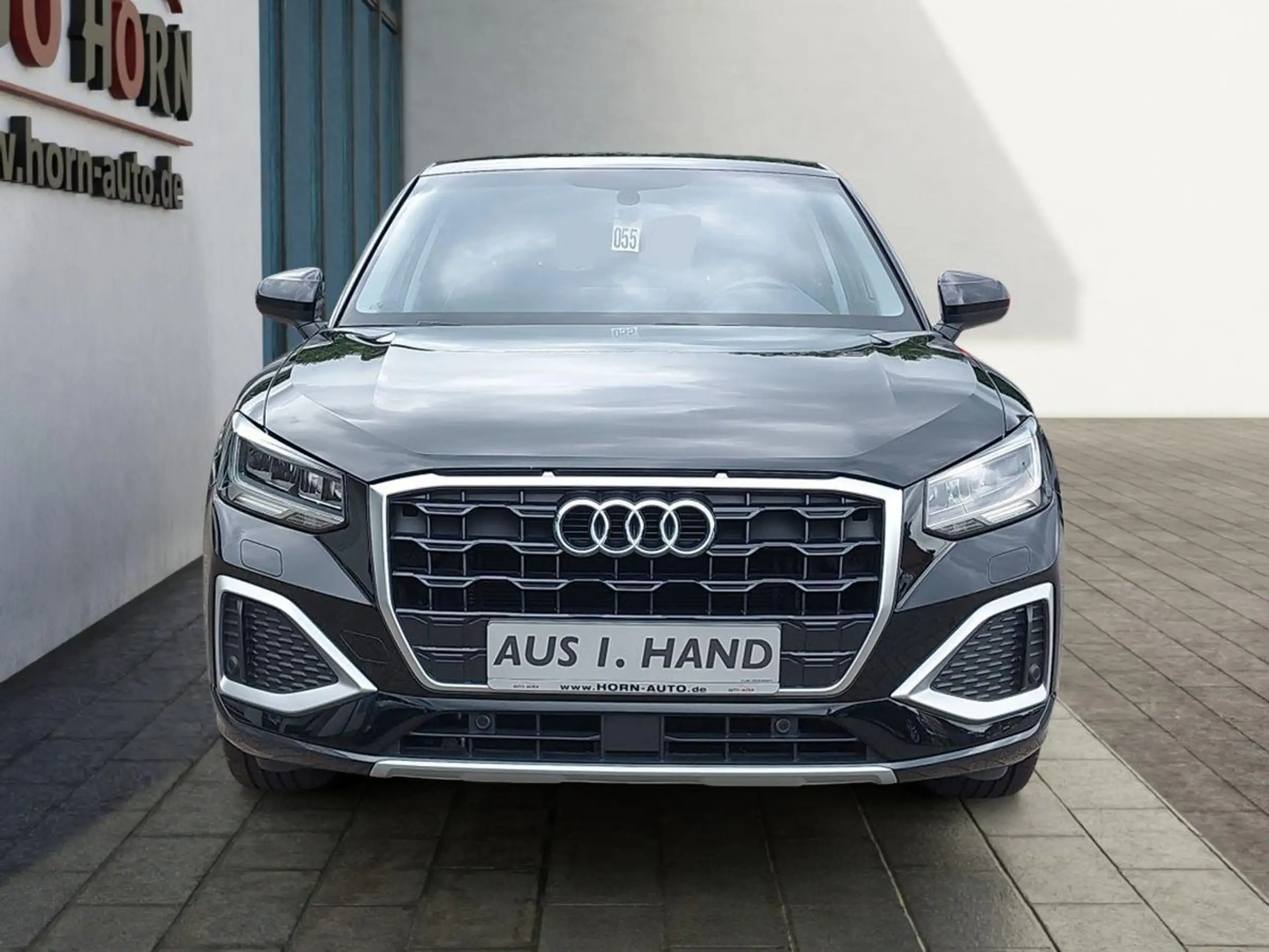 Audi - Q2