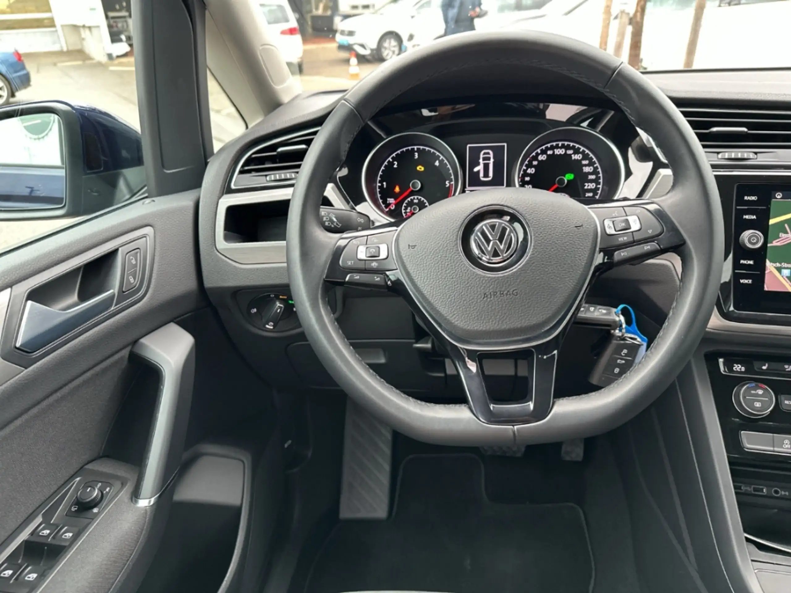 Volkswagen - Touran