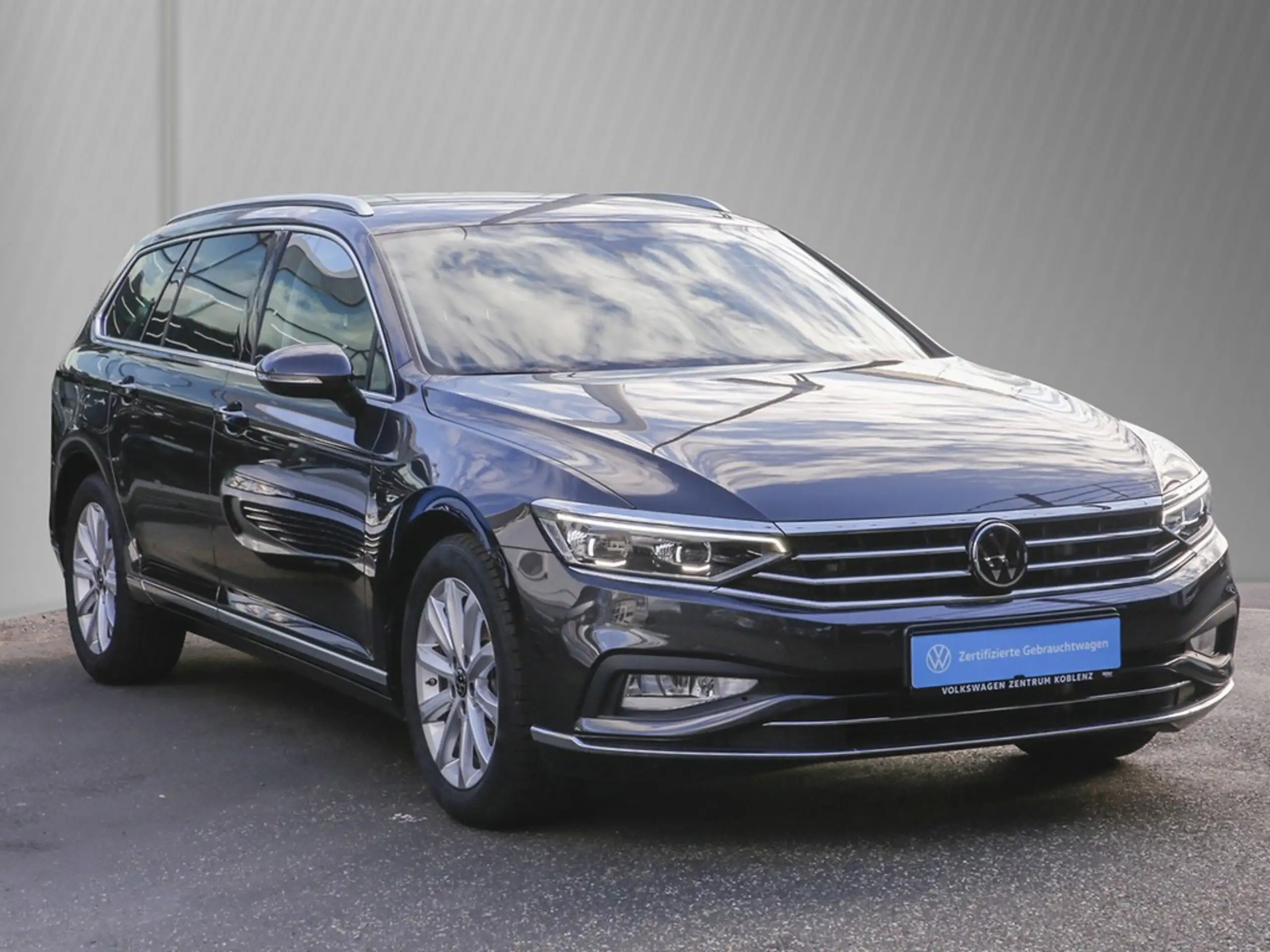 Volkswagen - Passat Variant