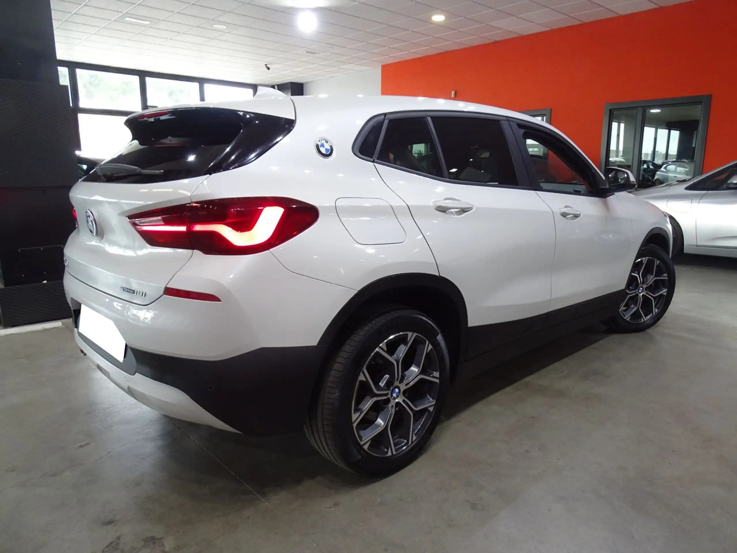 BMW - X2