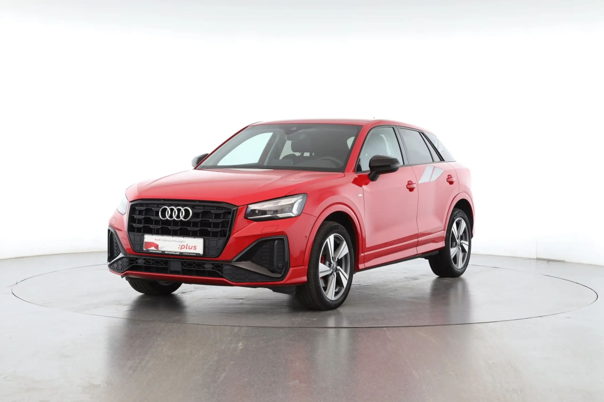 Audi - Q2