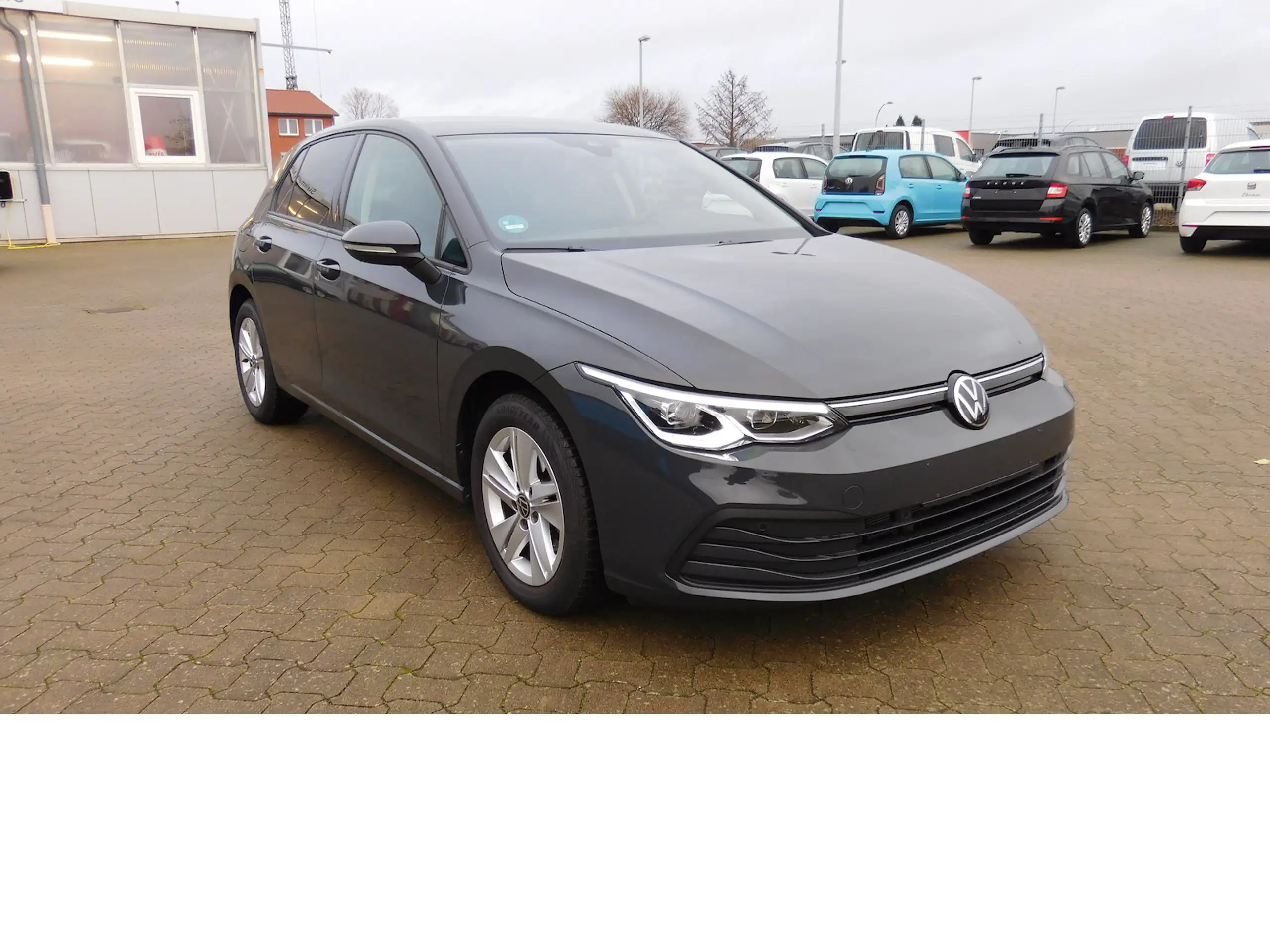 Volkswagen - Golf