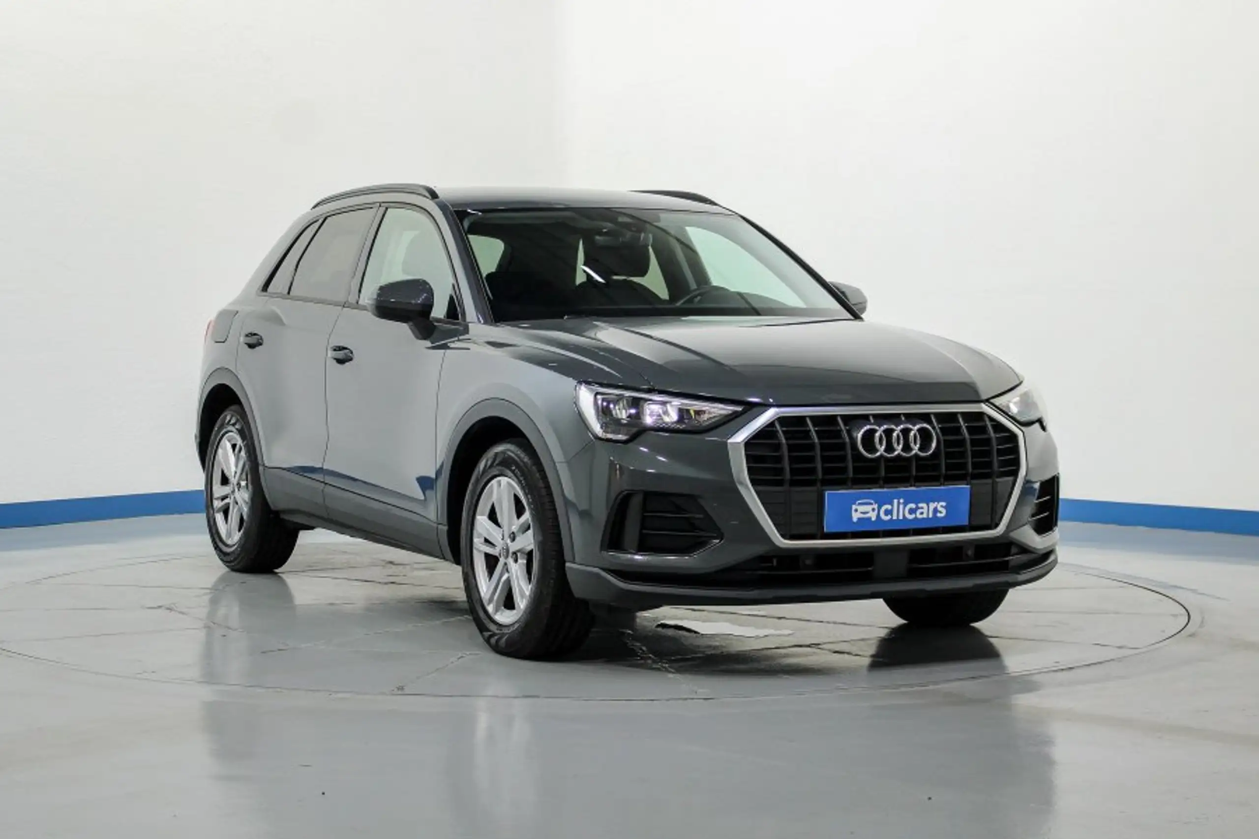 Audi - Q3