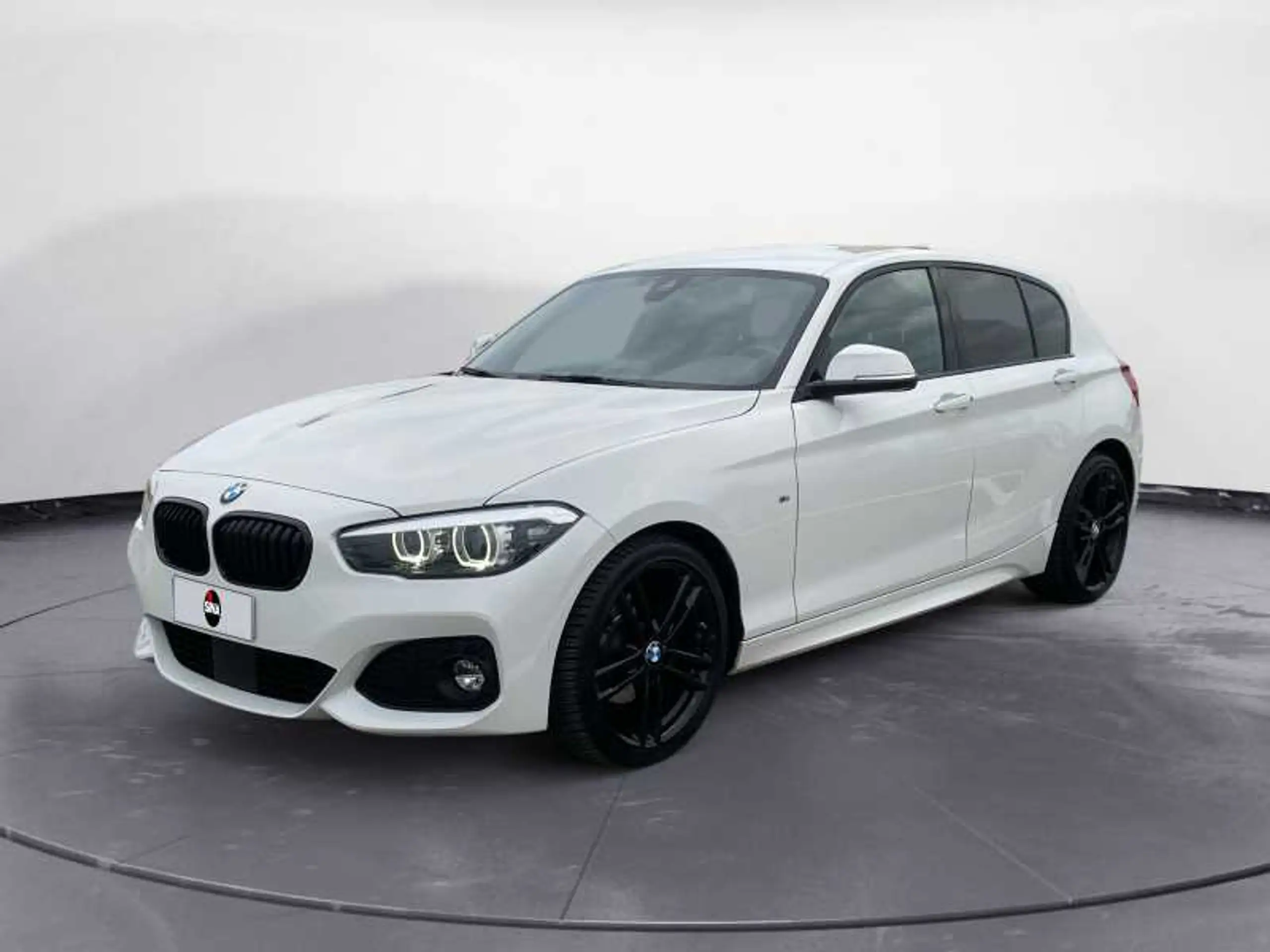 BMW 120 2019