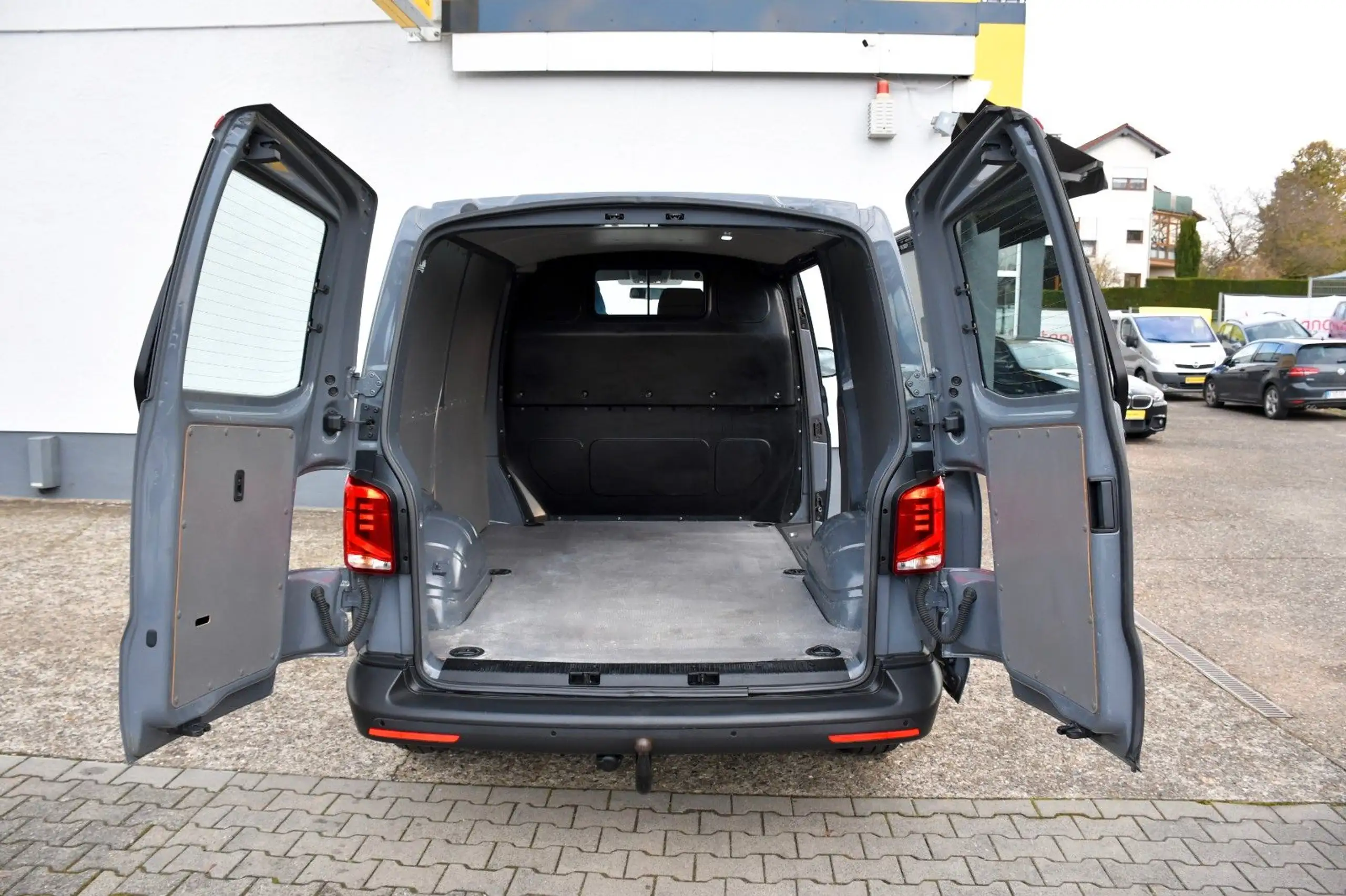 Volkswagen - T6 Transporter