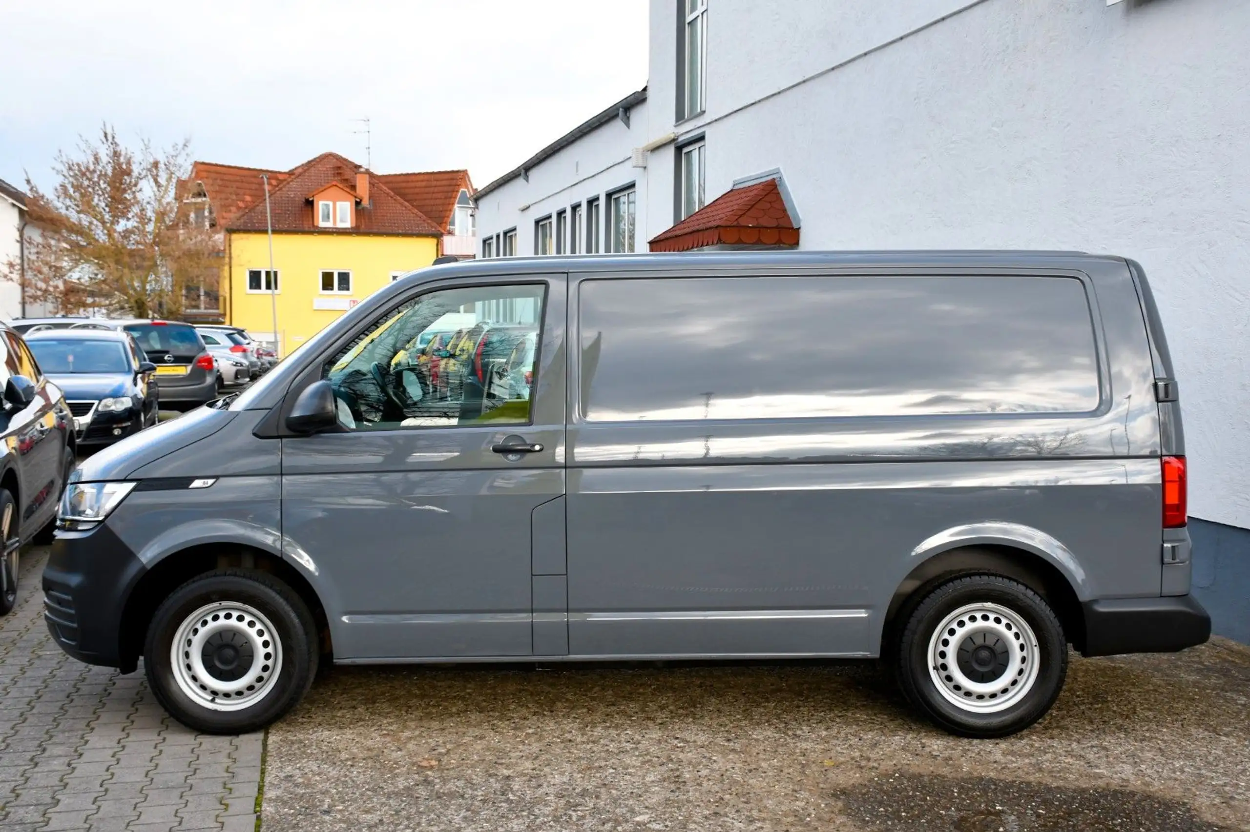 Volkswagen - T6 Transporter