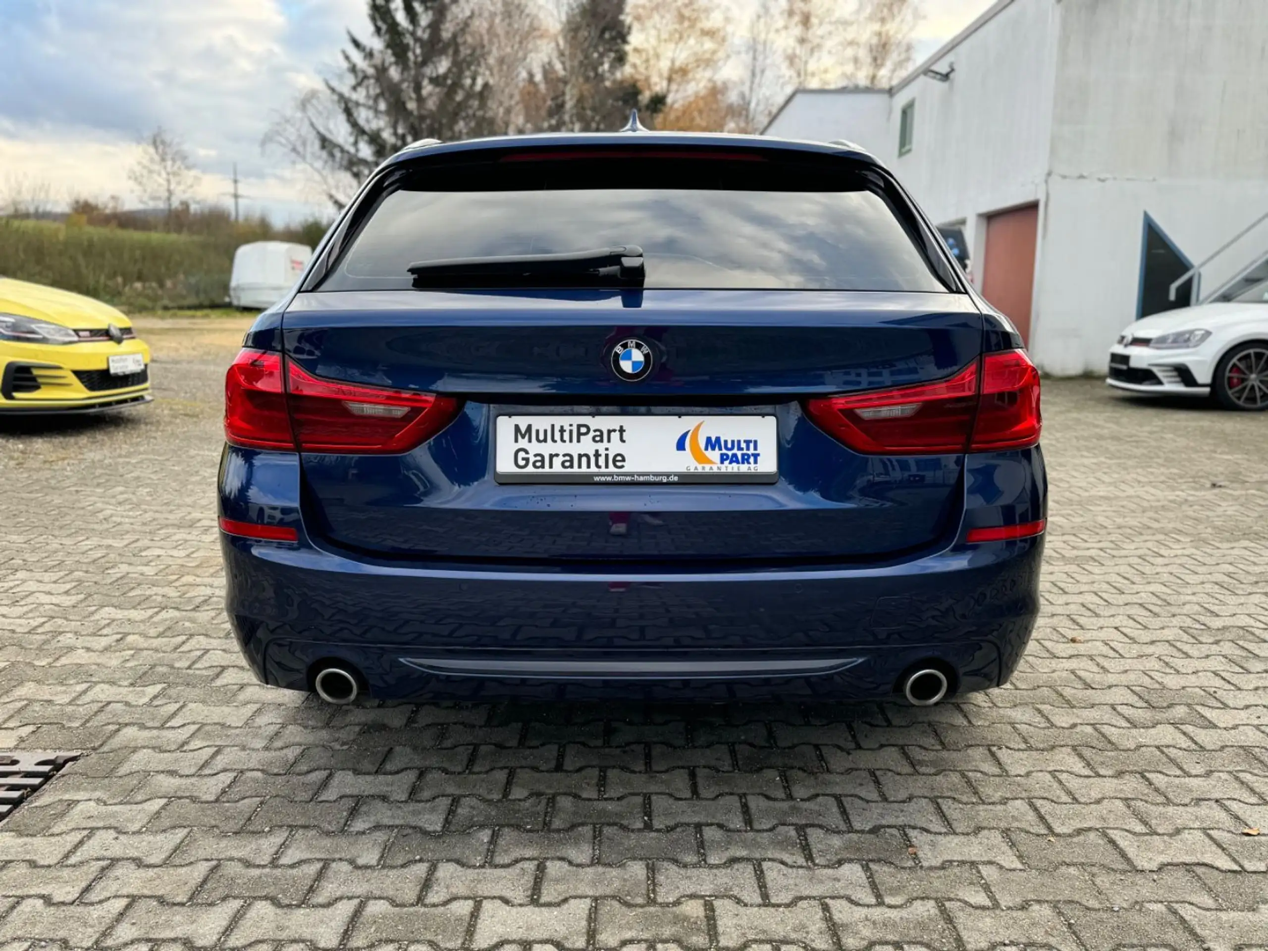 BMW - 520