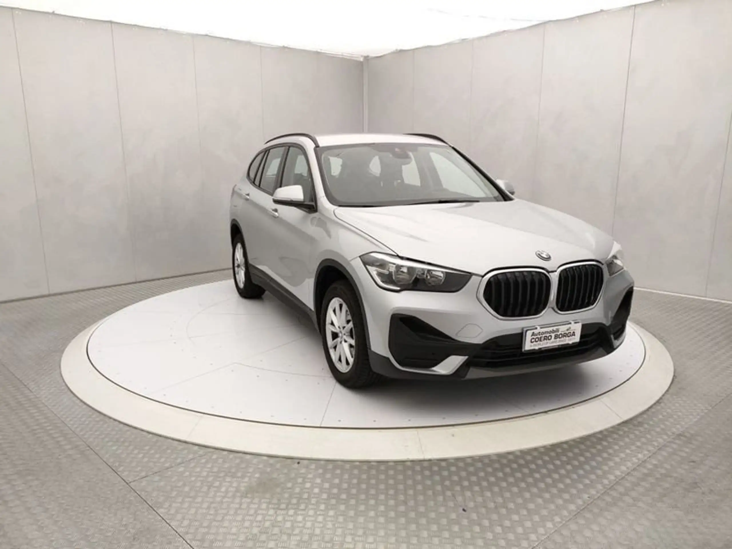 BMW - X1