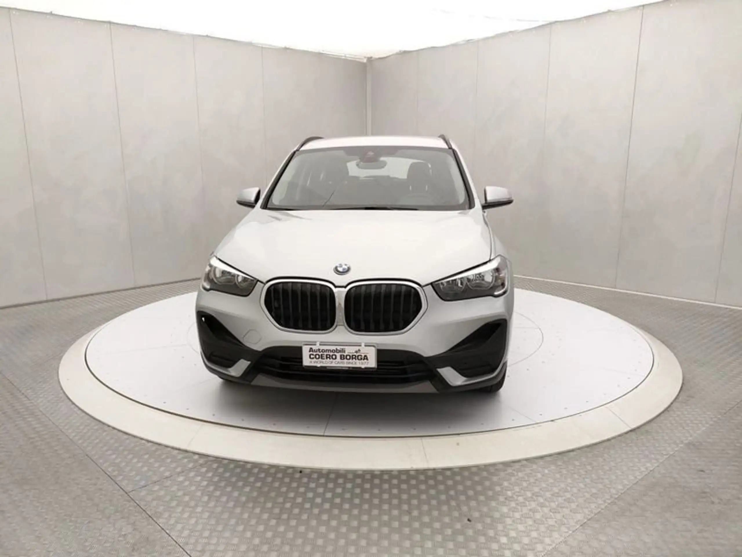 BMW - X1