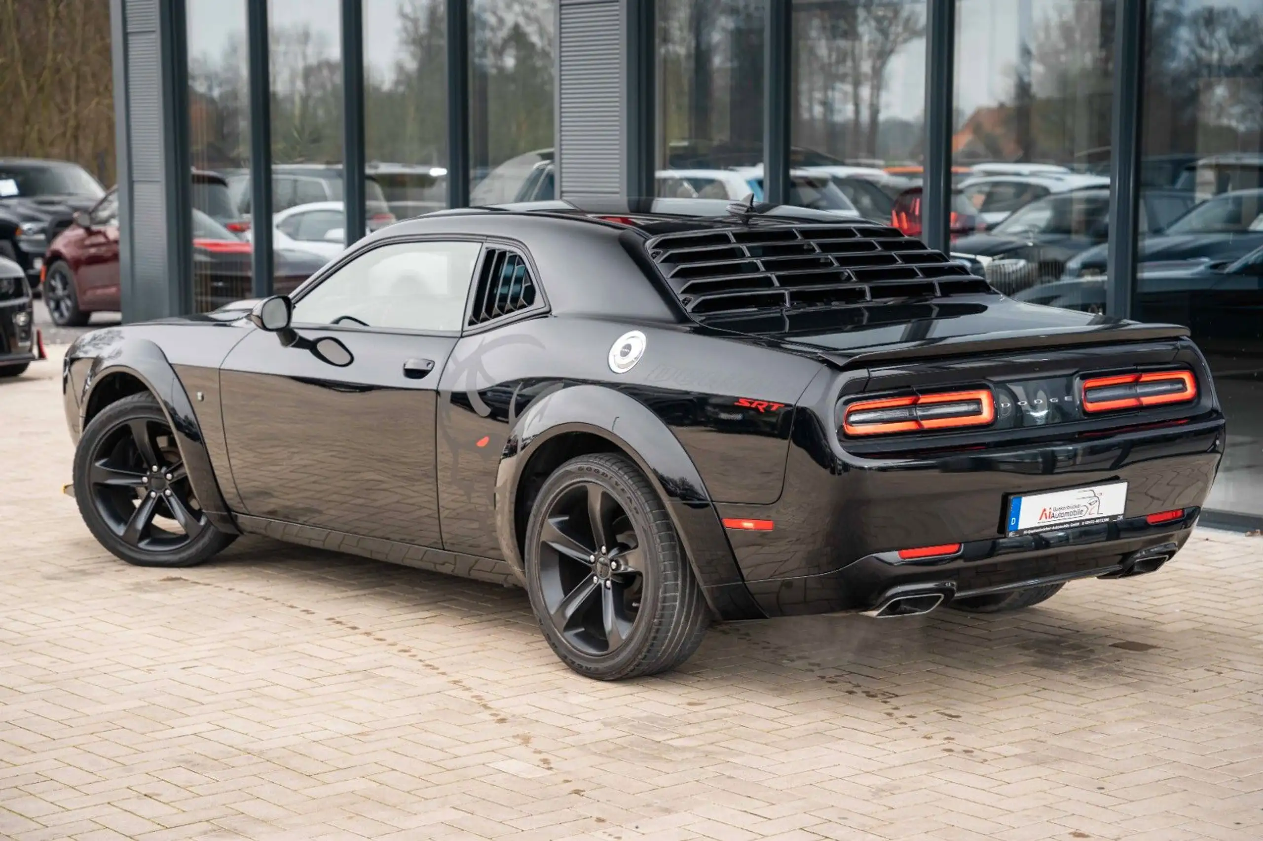 Dodge - Challenger