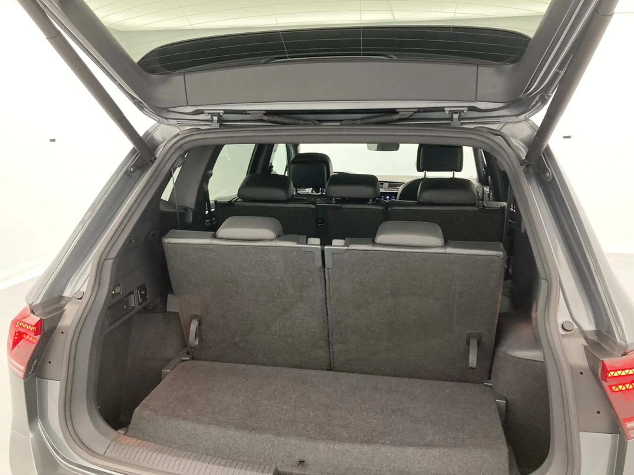 Volkswagen - Tiguan Allspace