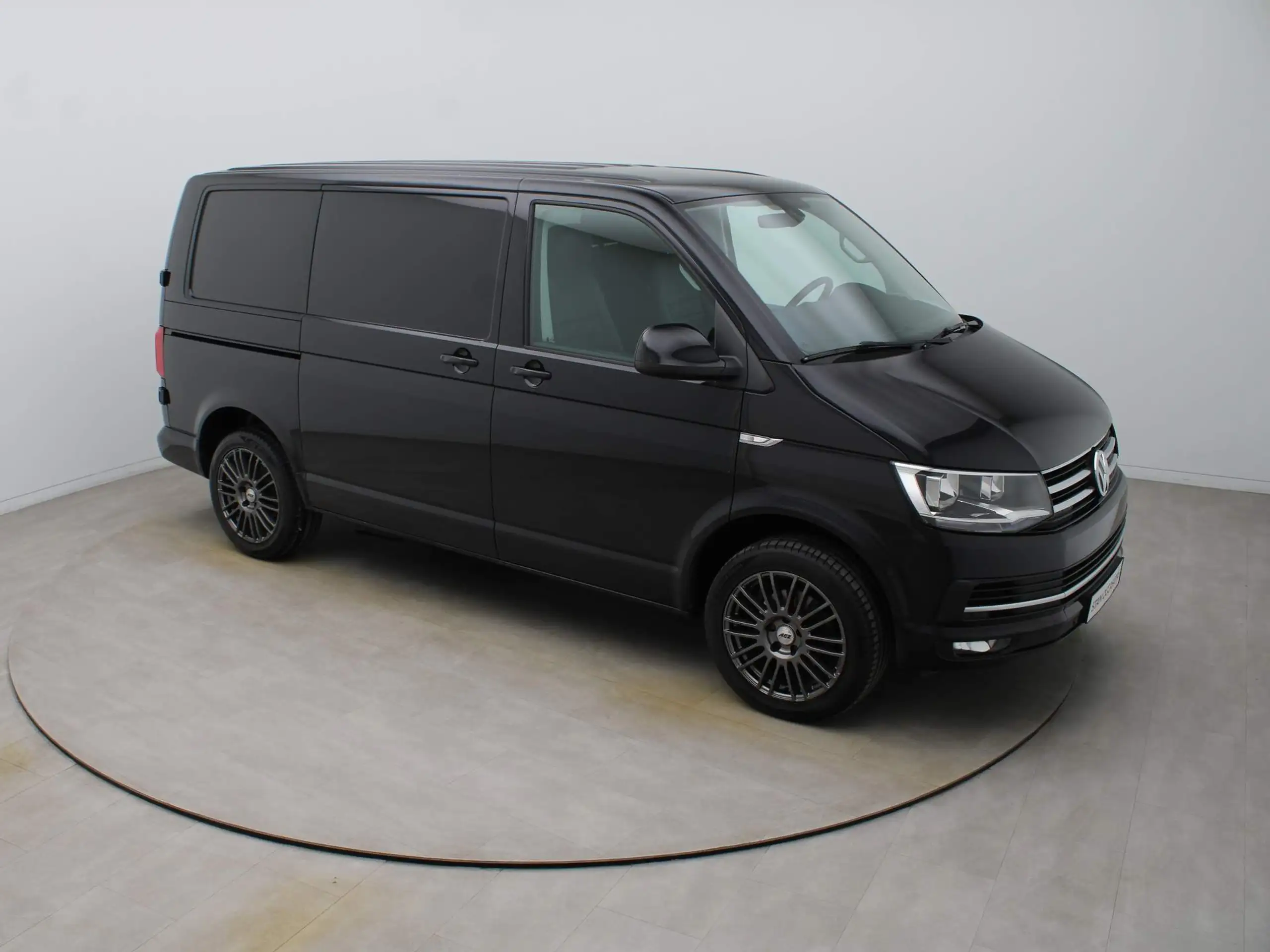 Volkswagen - T6 Transporter