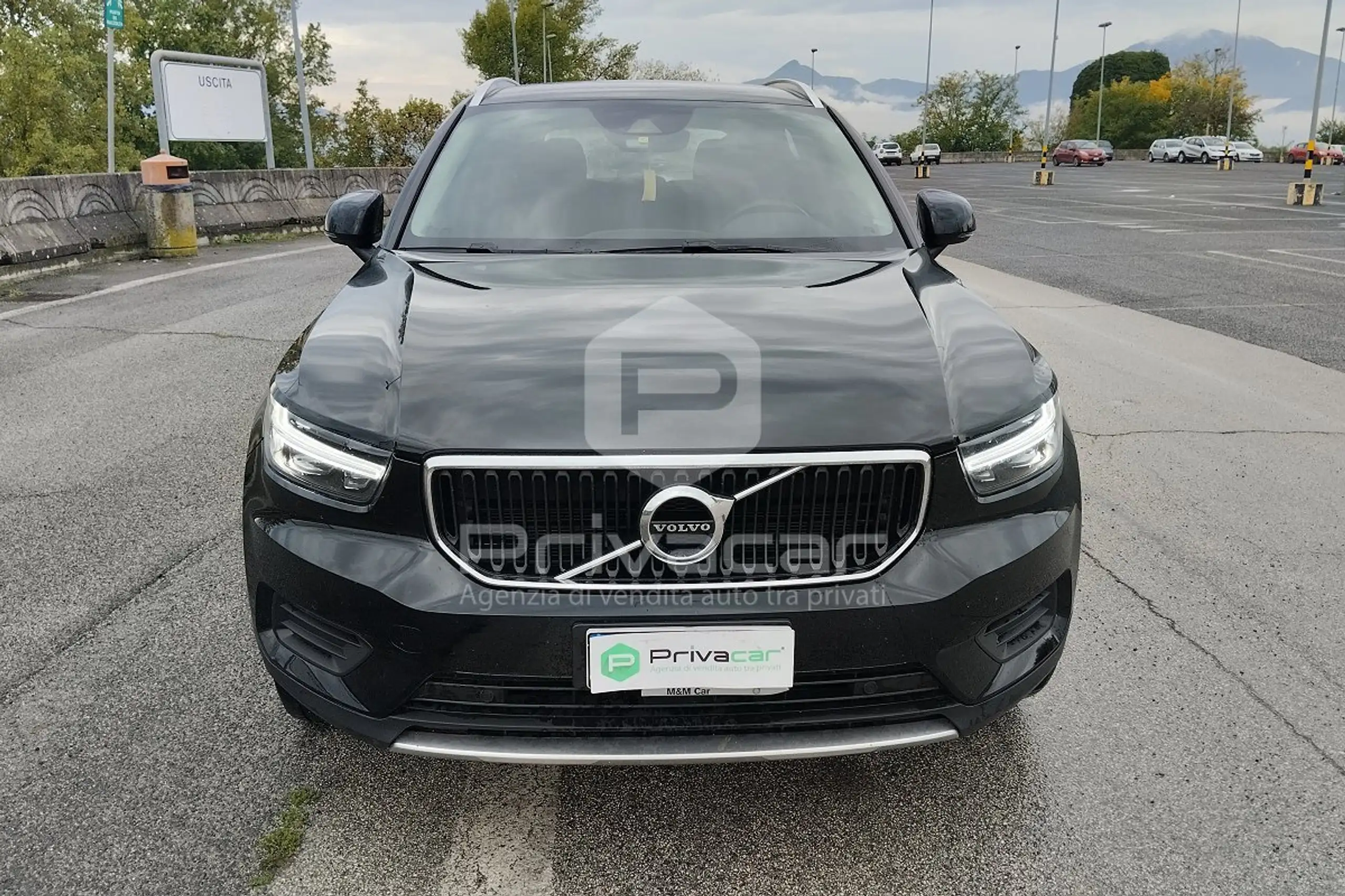 Volvo - XC40