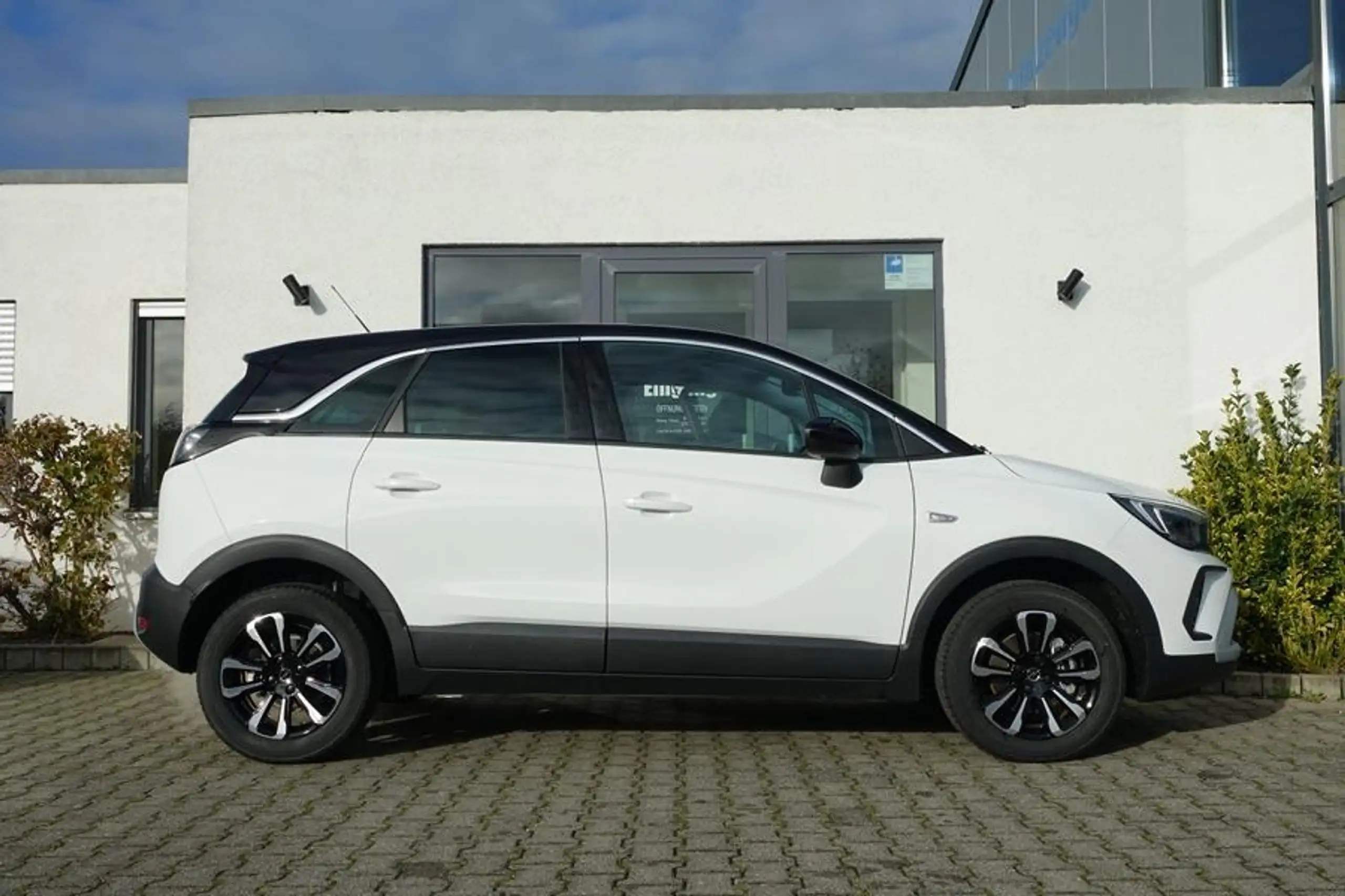 Opel - Crossland X