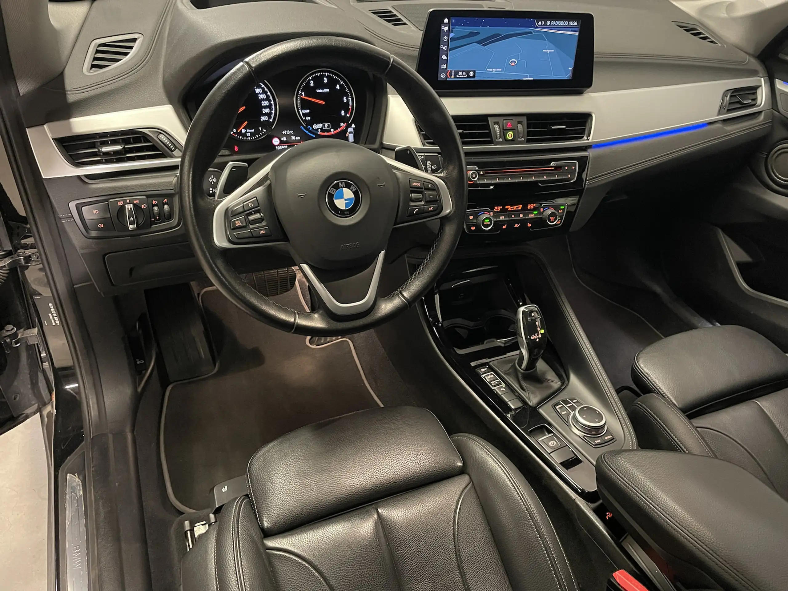 BMW - X1