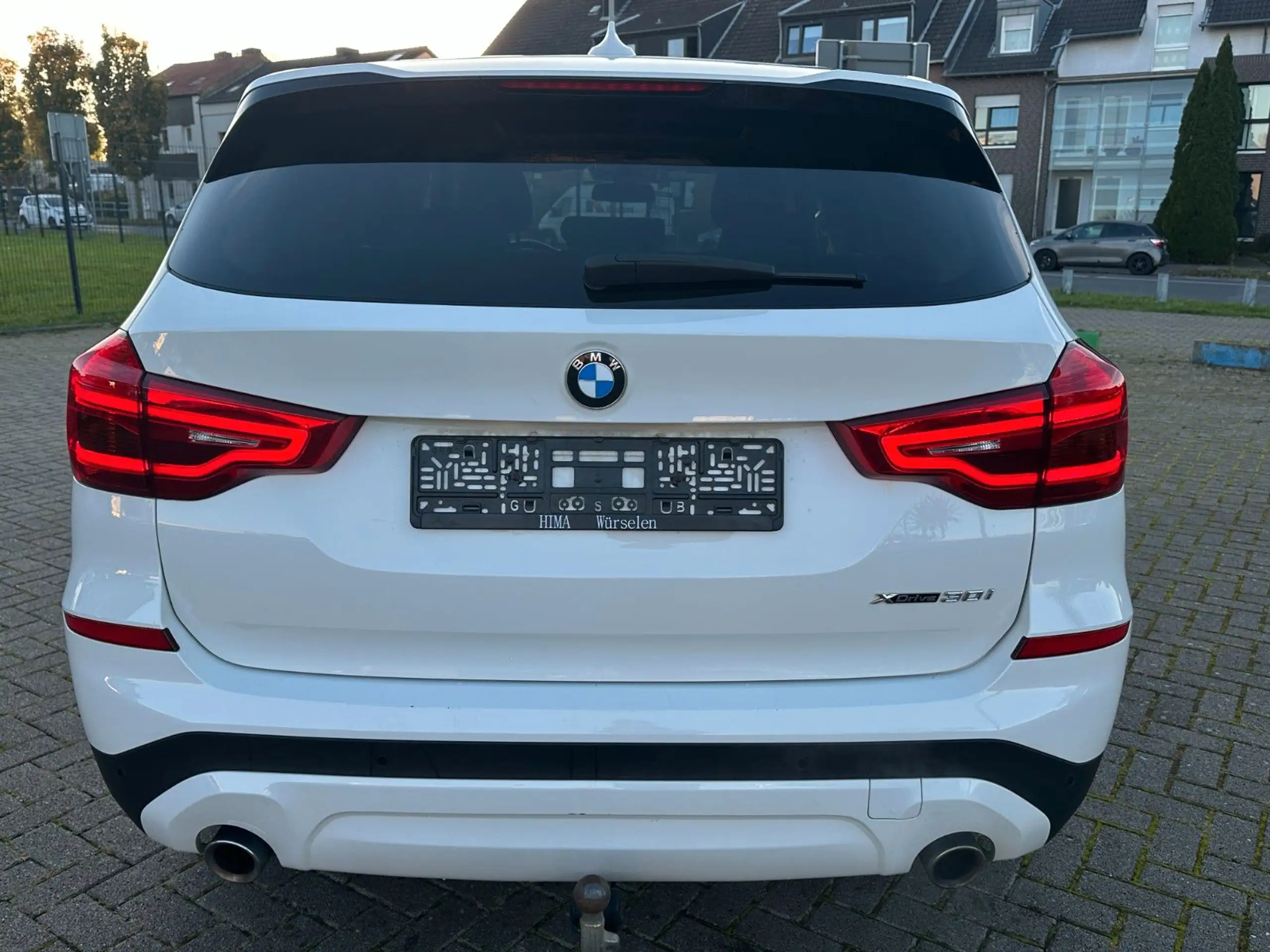 BMW - X3