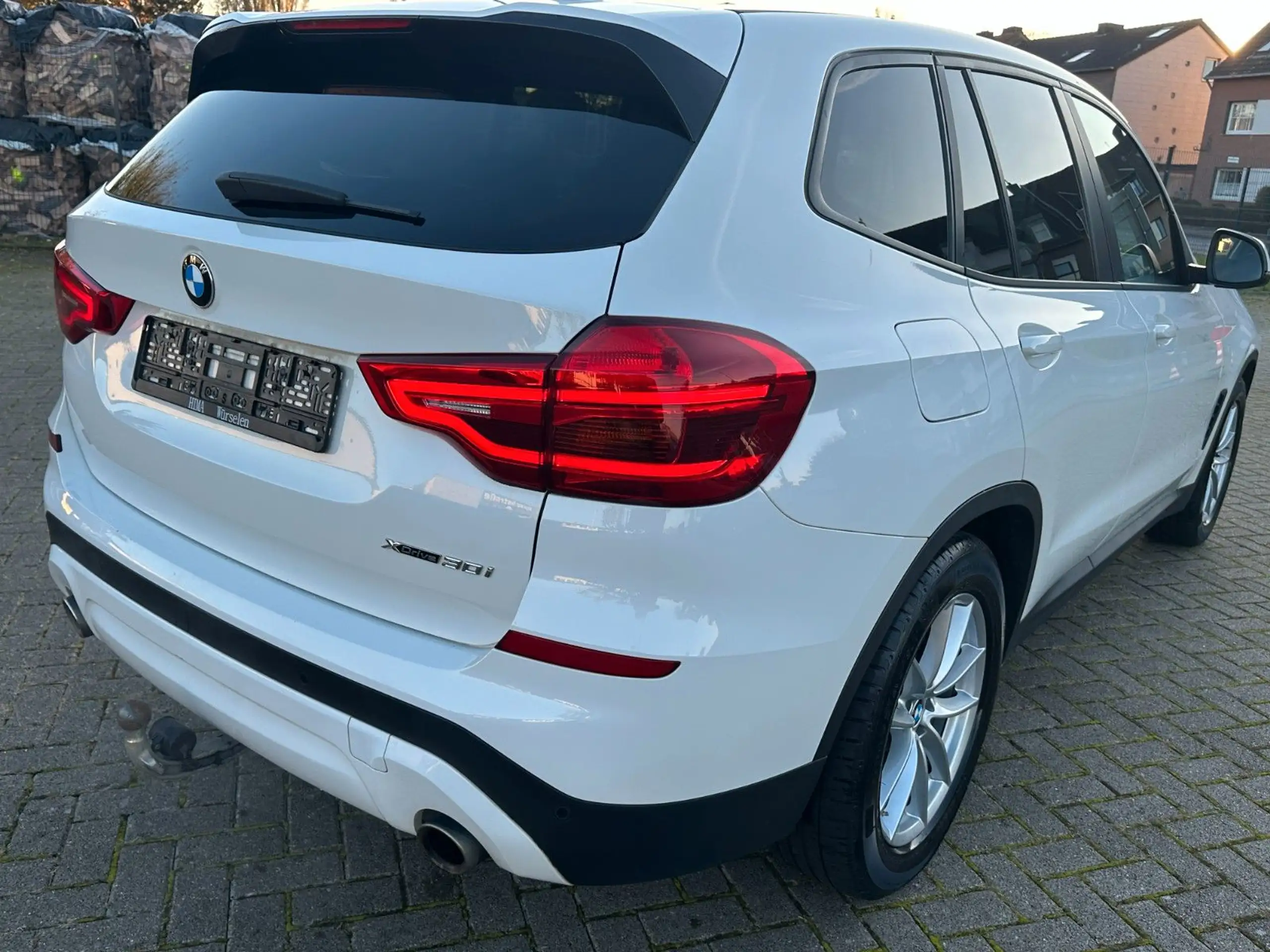 BMW - X3