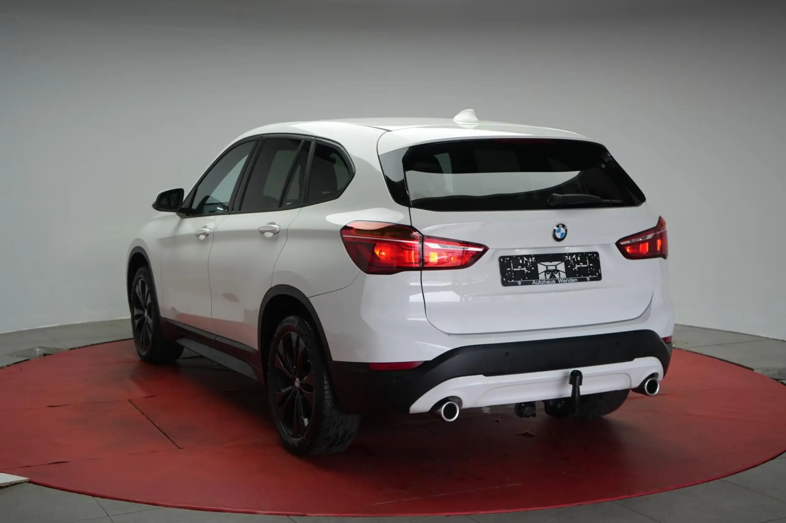 BMW - X1