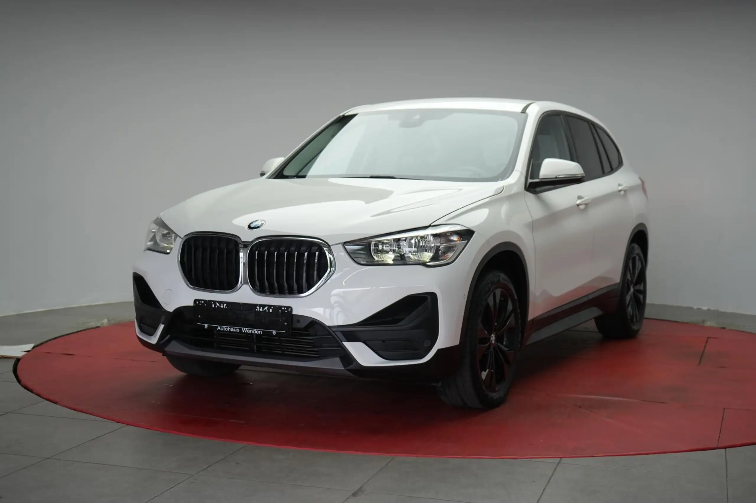 BMW - X1