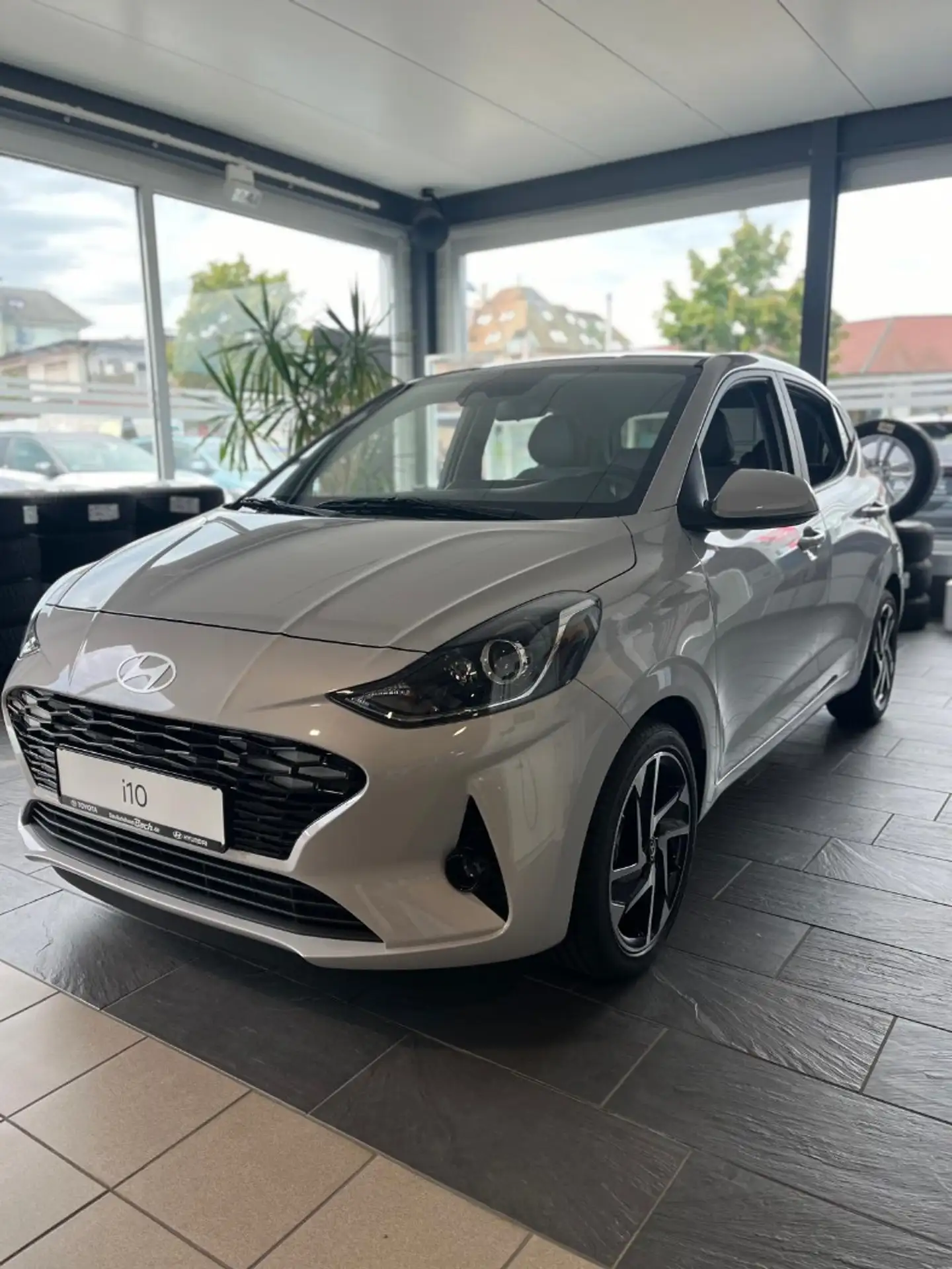 Hyundai i10 2024