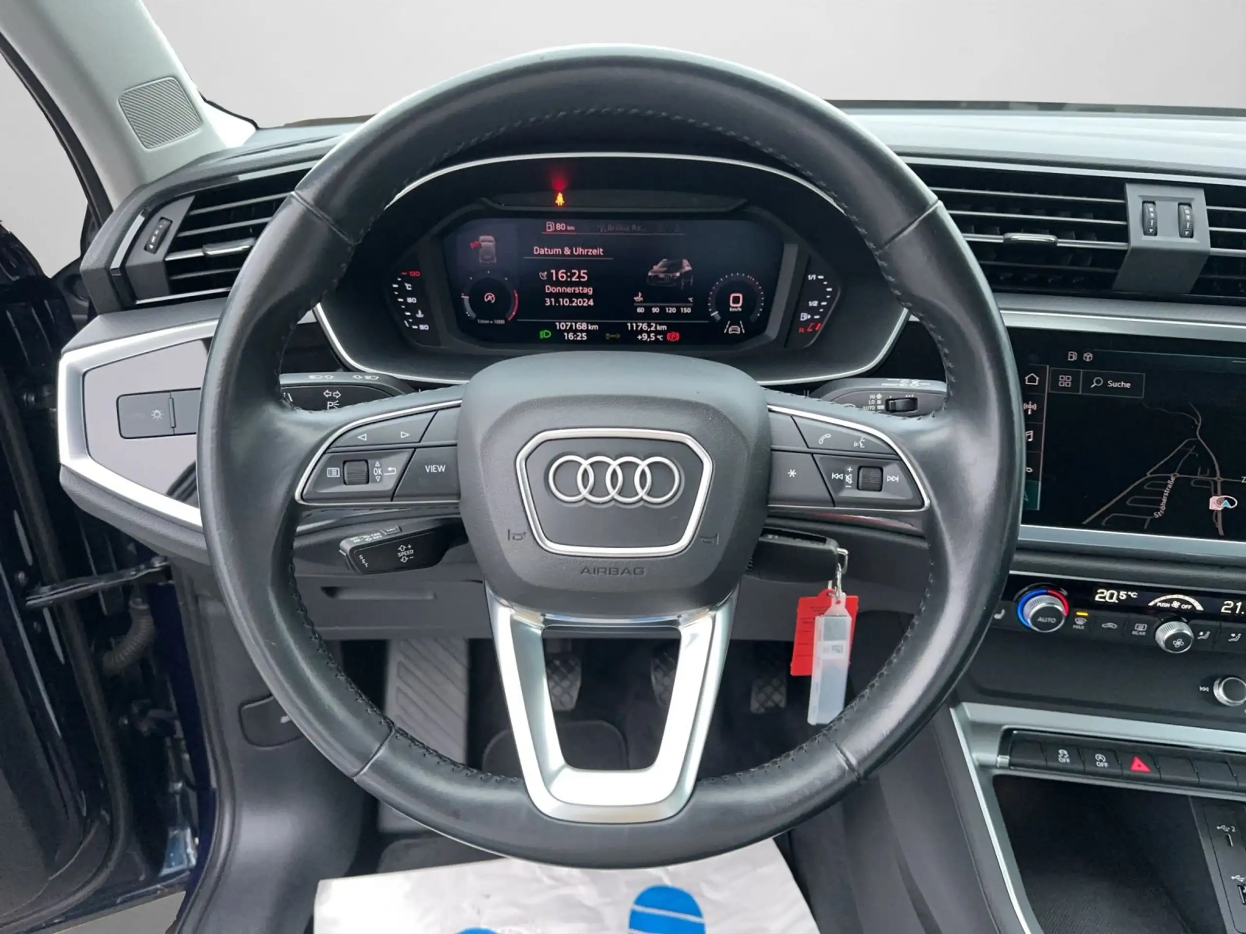 Audi - Q3