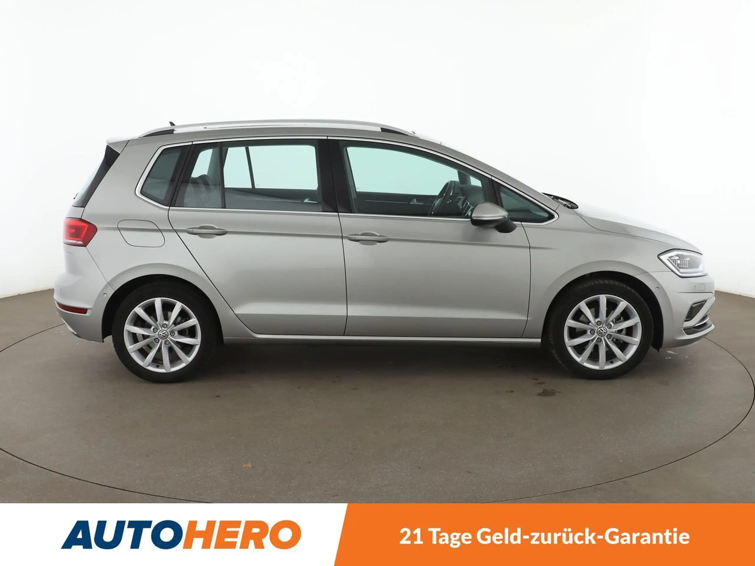 Volkswagen - Golf