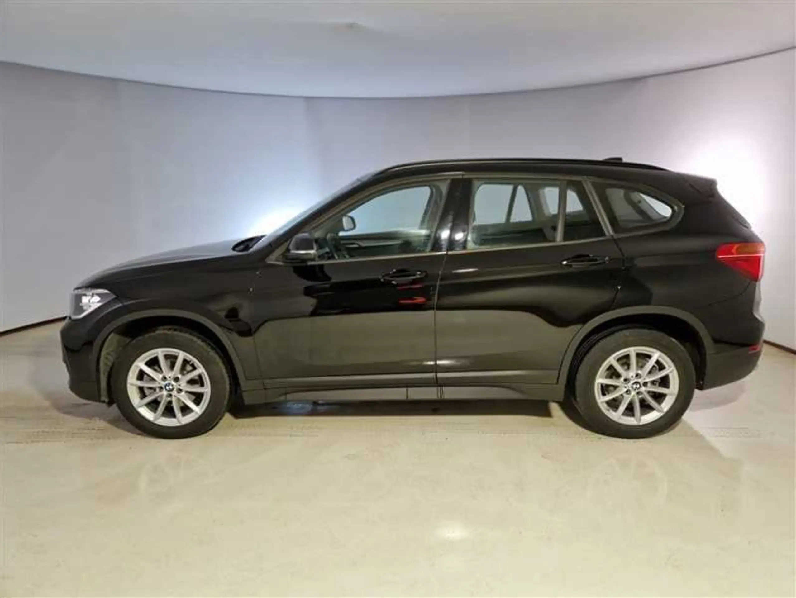 BMW - X1