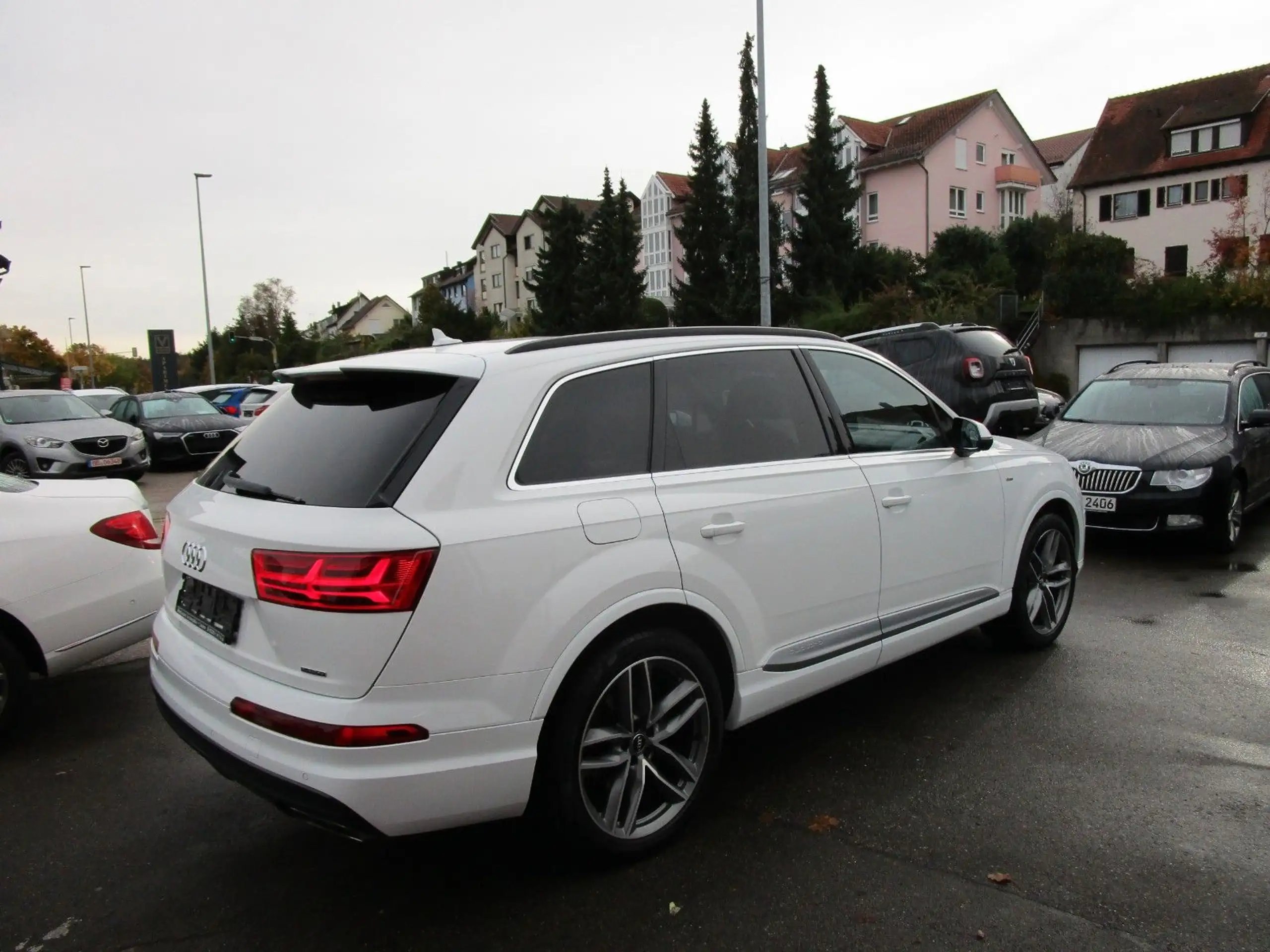 Audi - Q7