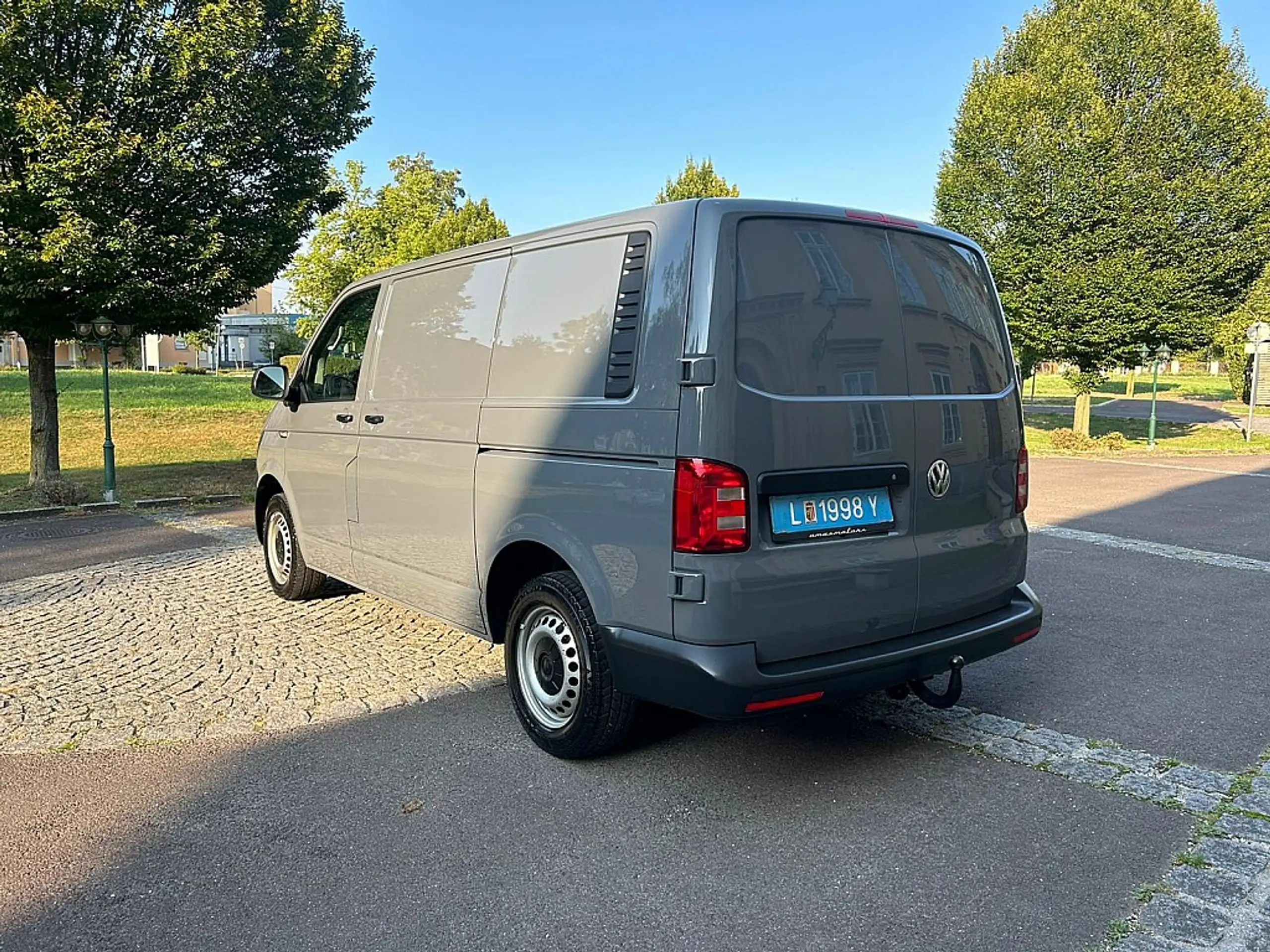 Volkswagen - T6 Transporter