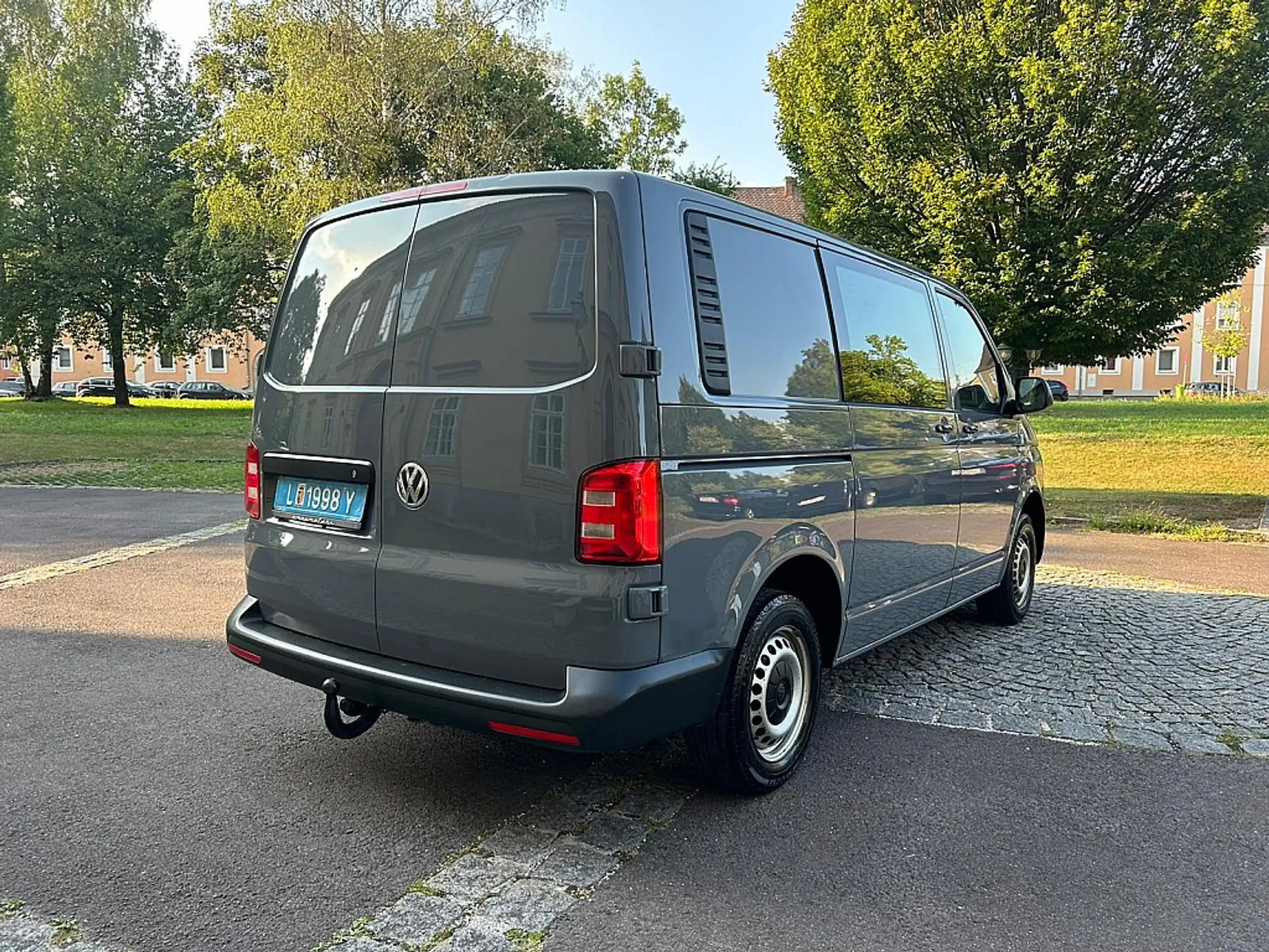 Volkswagen - T6 Transporter