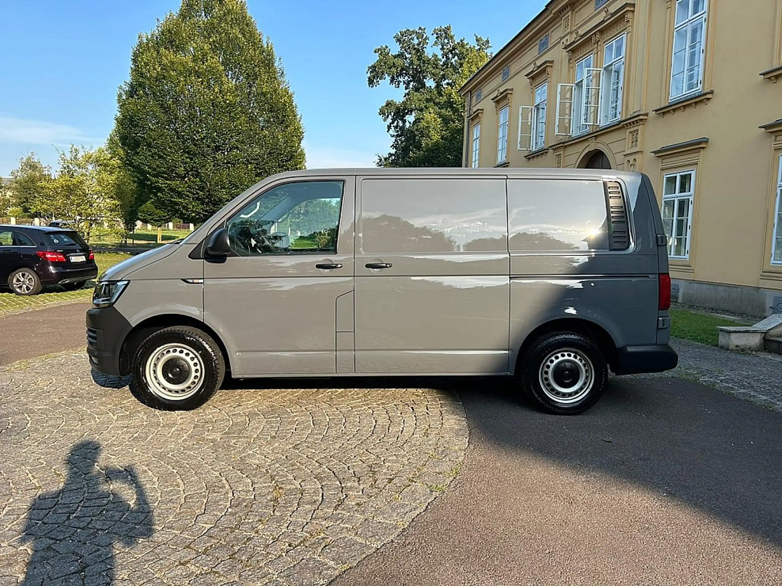 Volkswagen - T6 Transporter