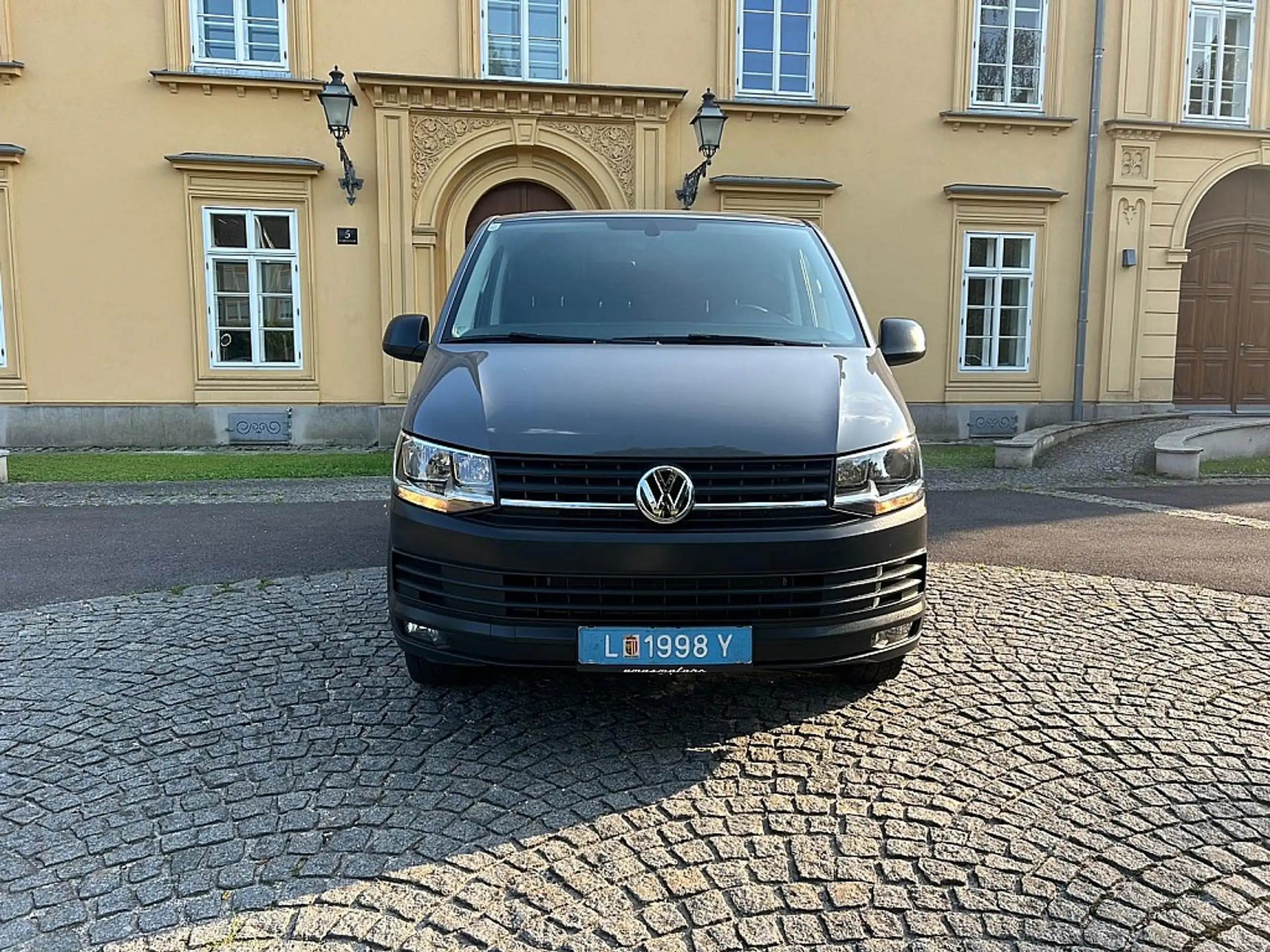 Volkswagen - T6 Transporter