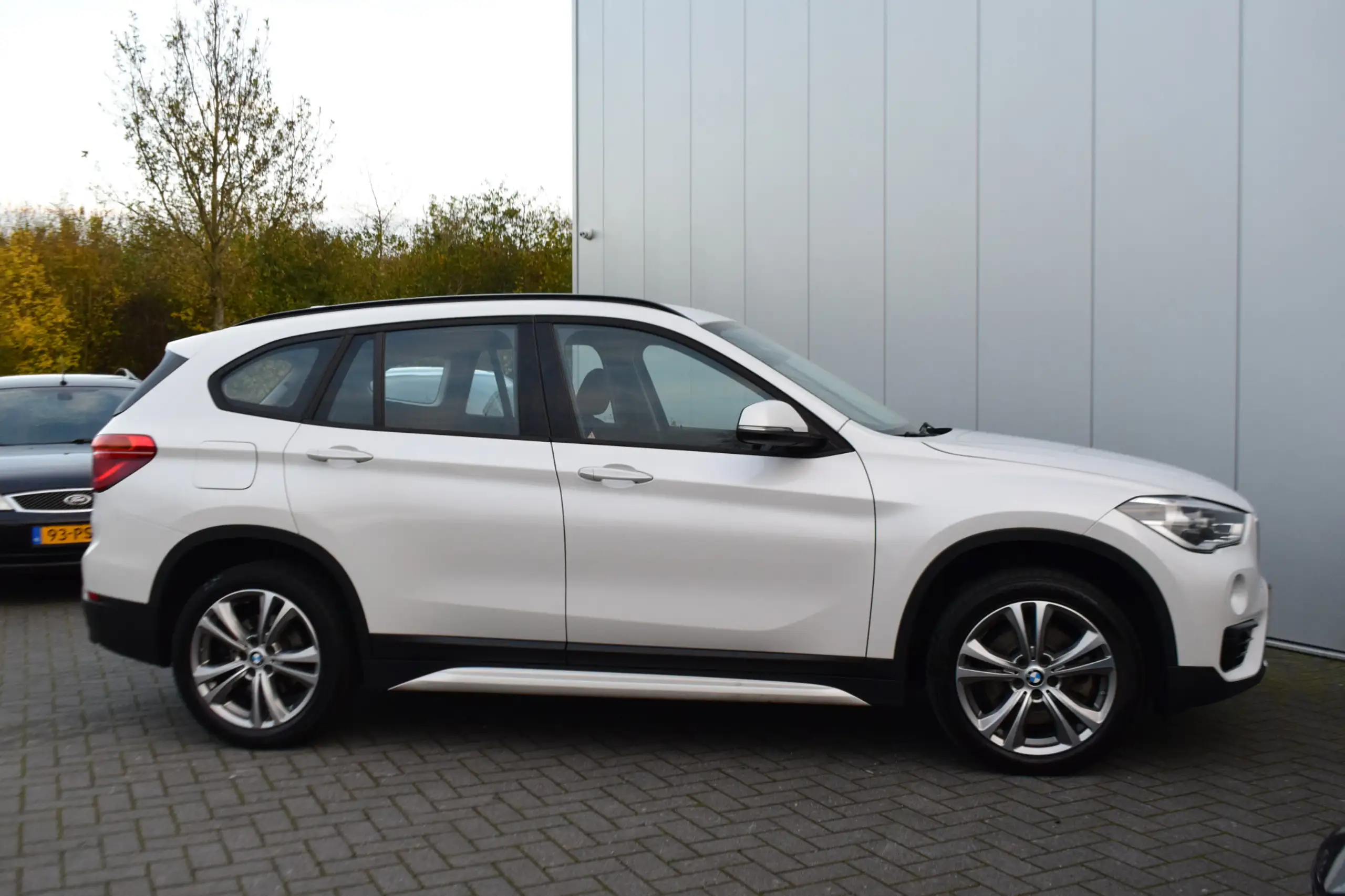 BMW - X1