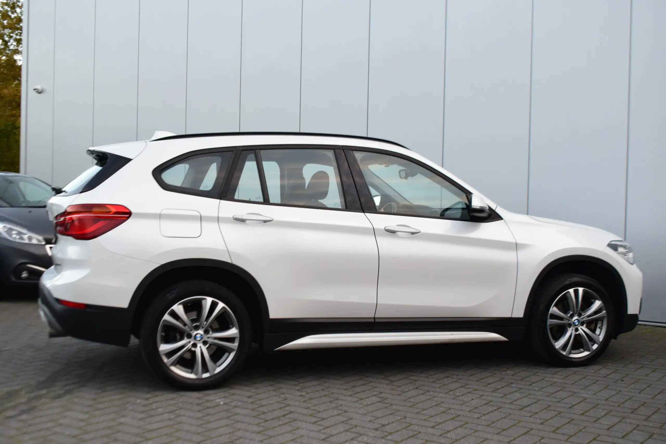 BMW - X1