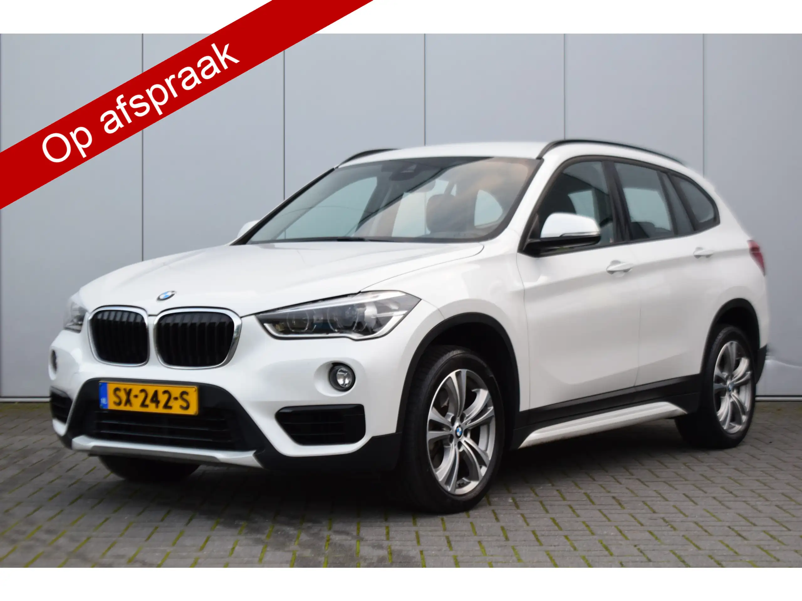 BMW - X1