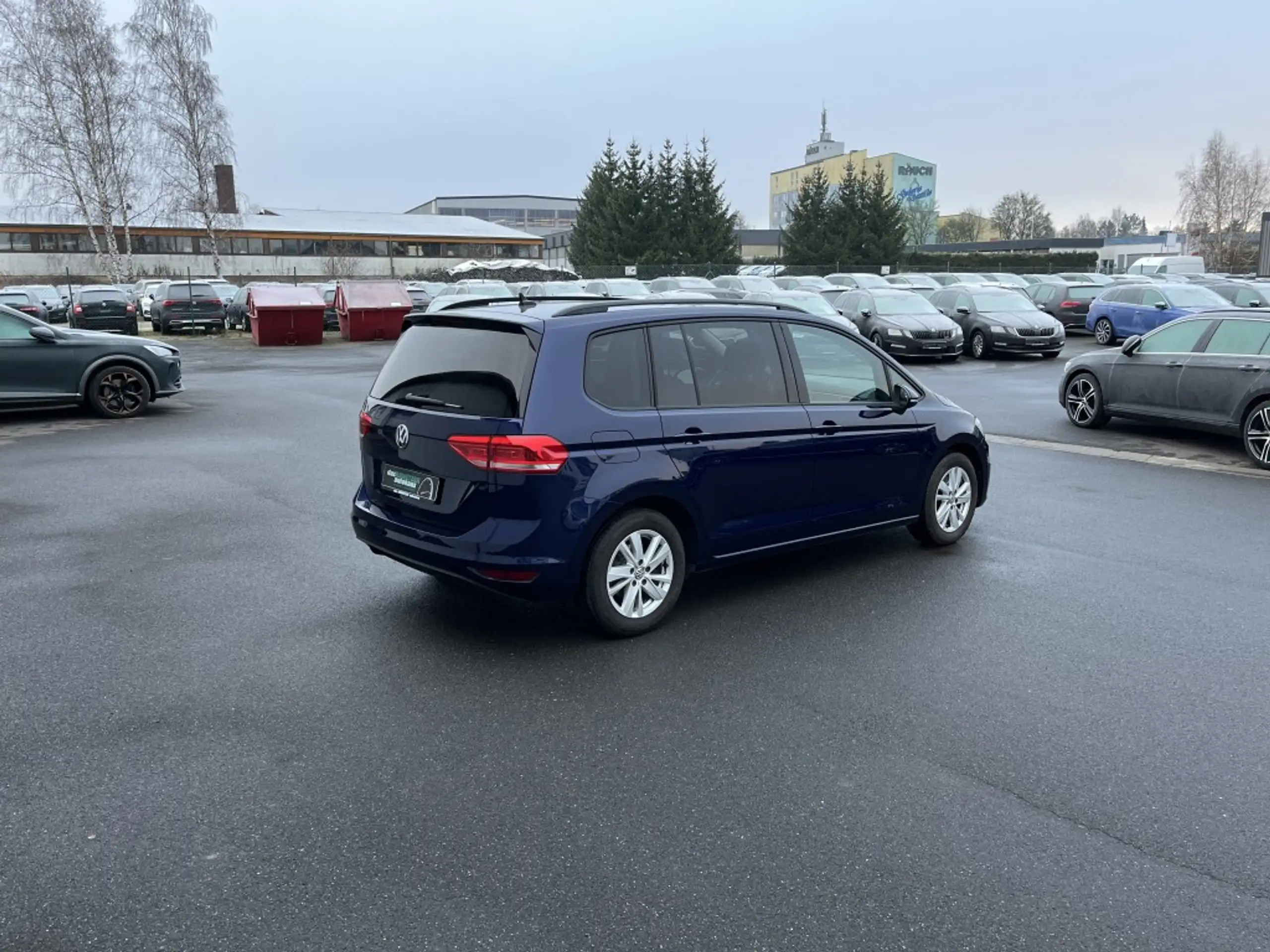 Volkswagen - Touran