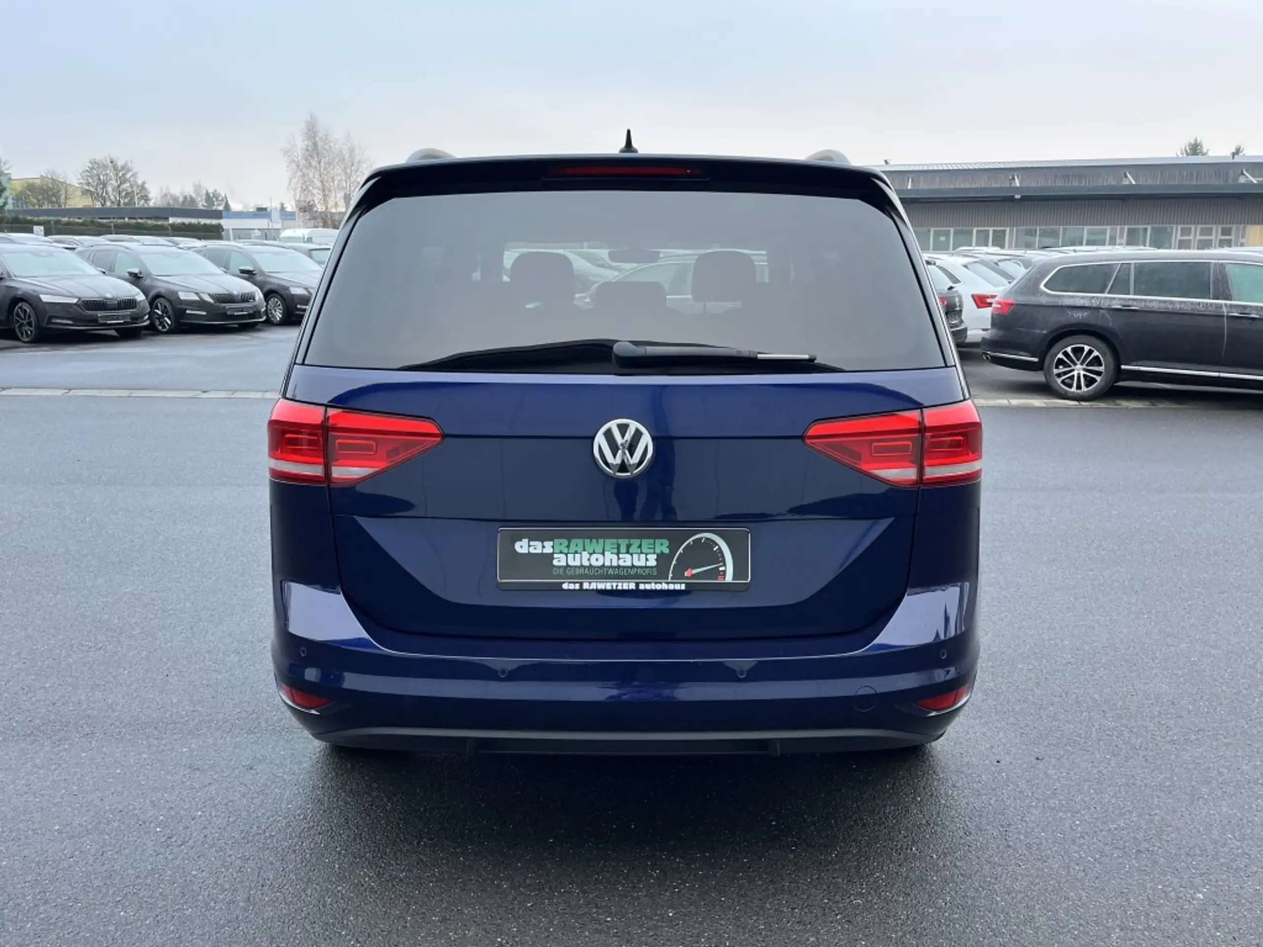 Volkswagen - Touran