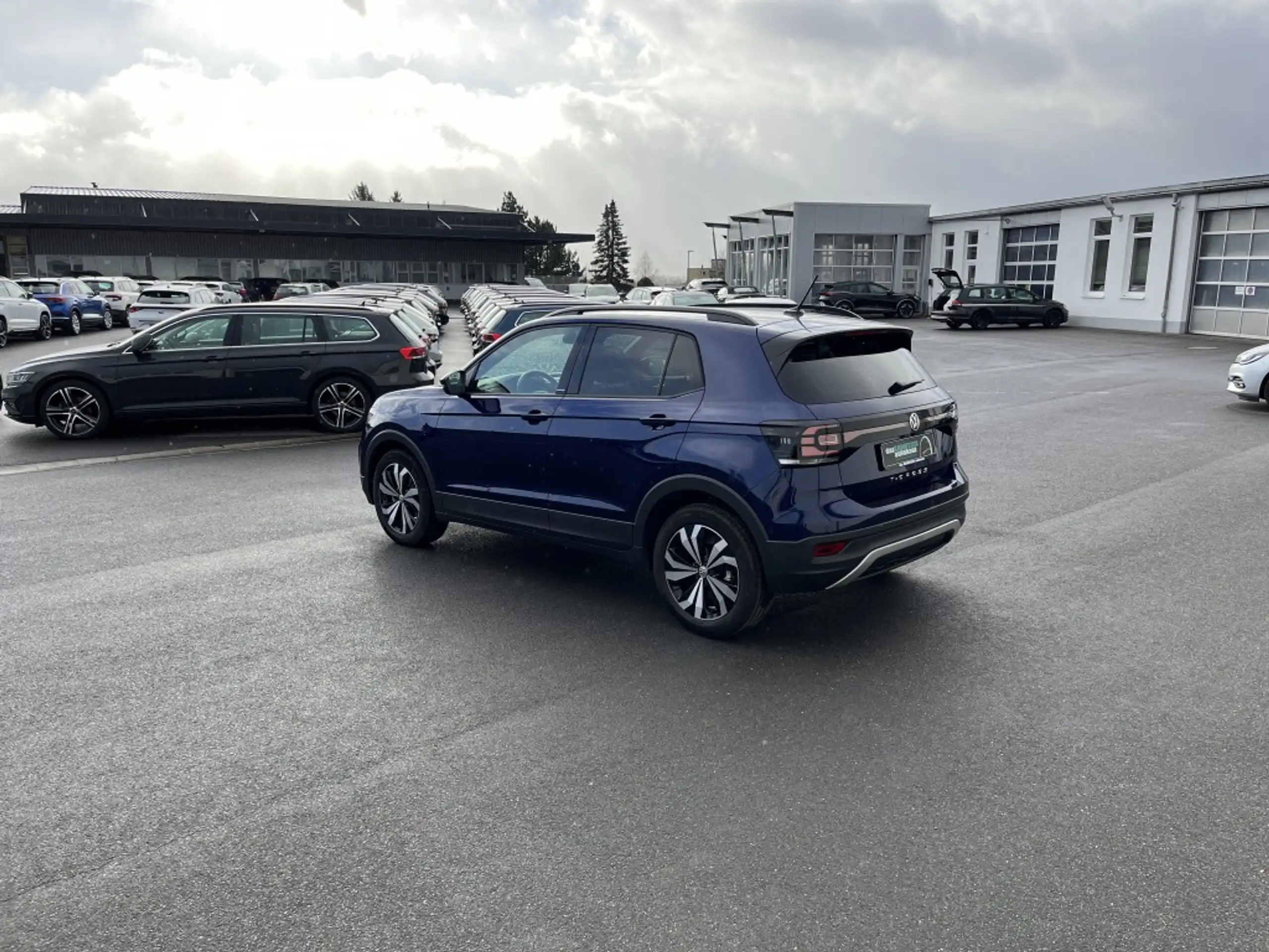 Volkswagen - T-Cross