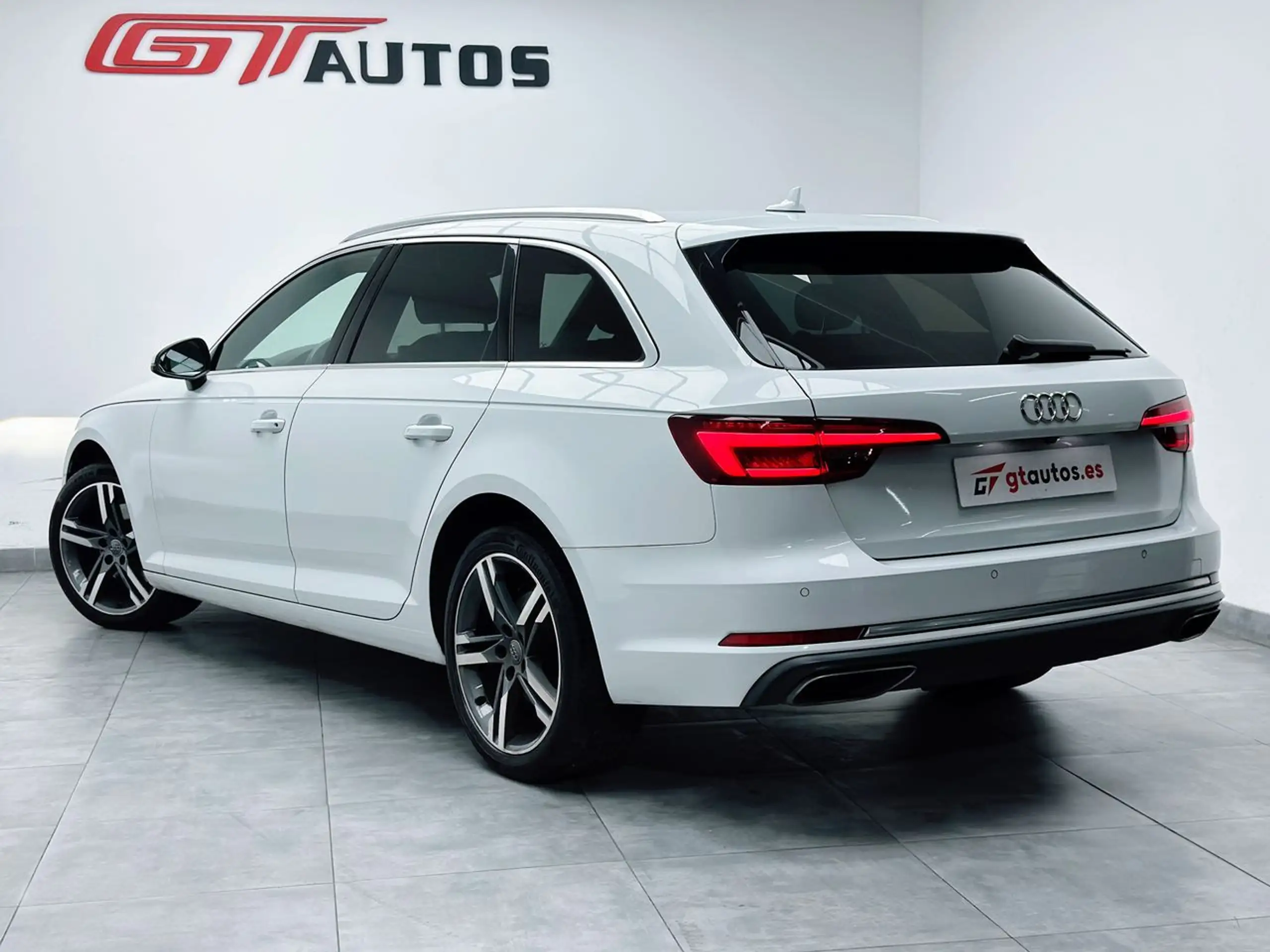 Audi A4 2019