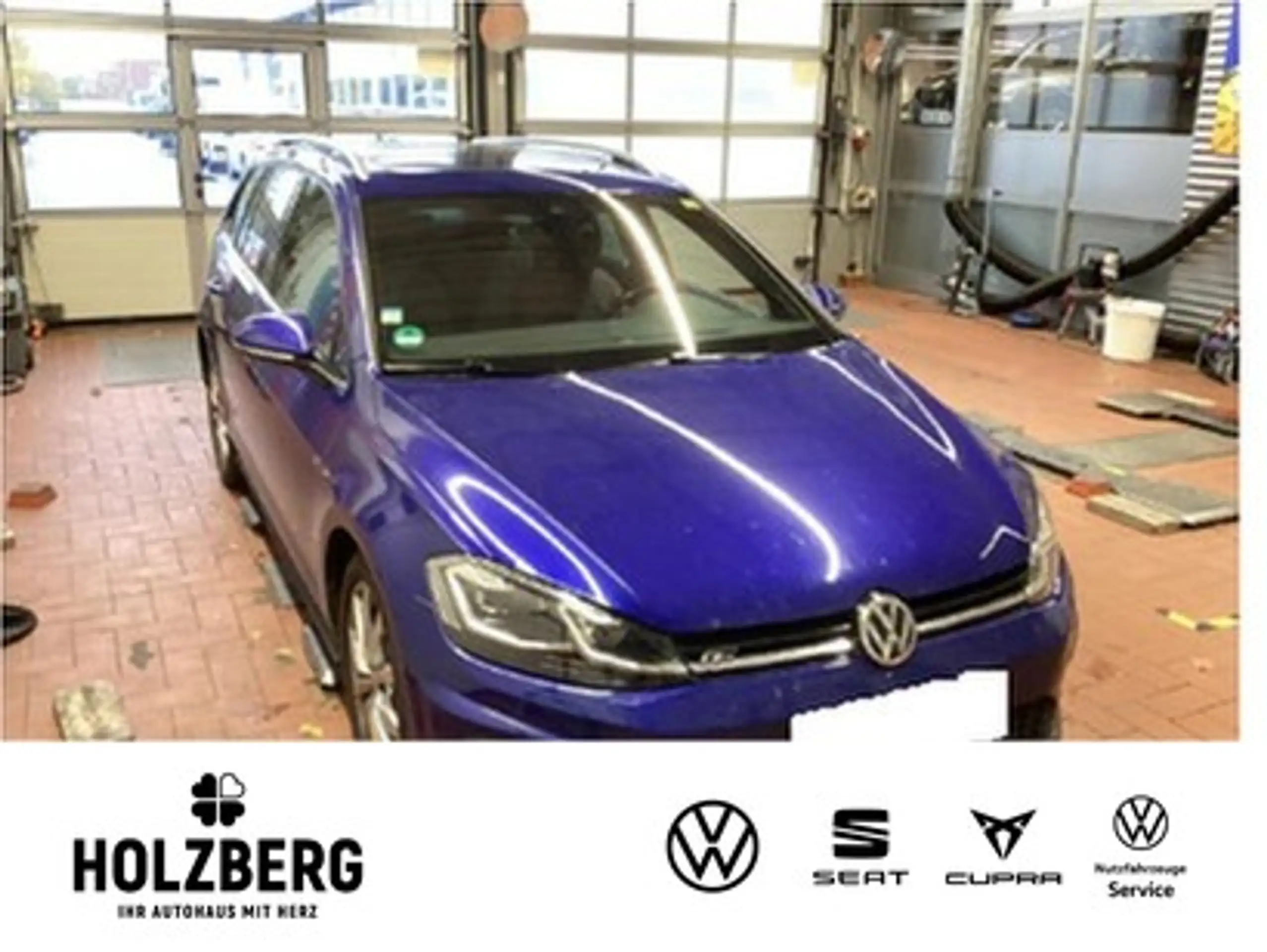 Volkswagen - Golf