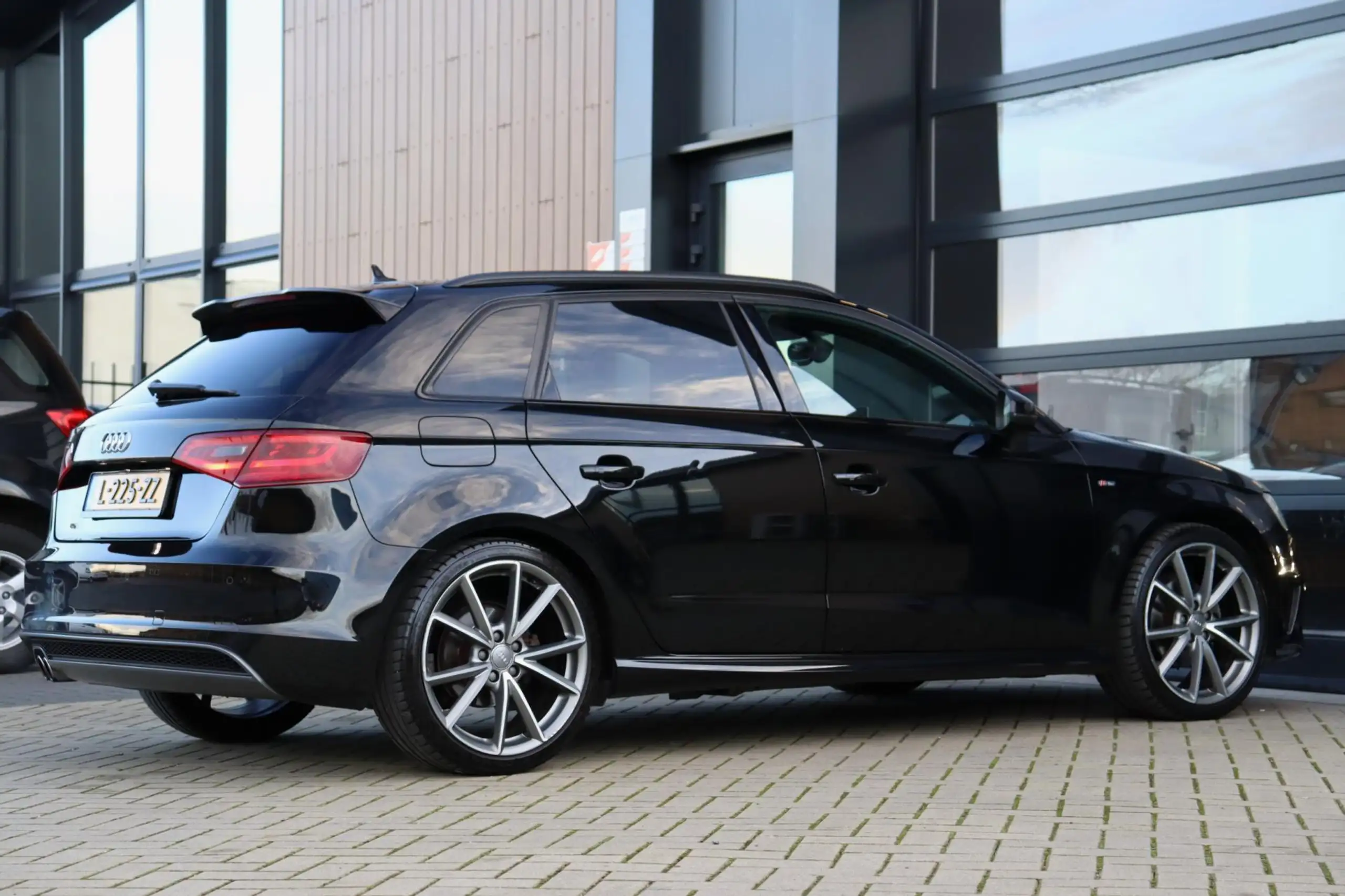 Audi - A3