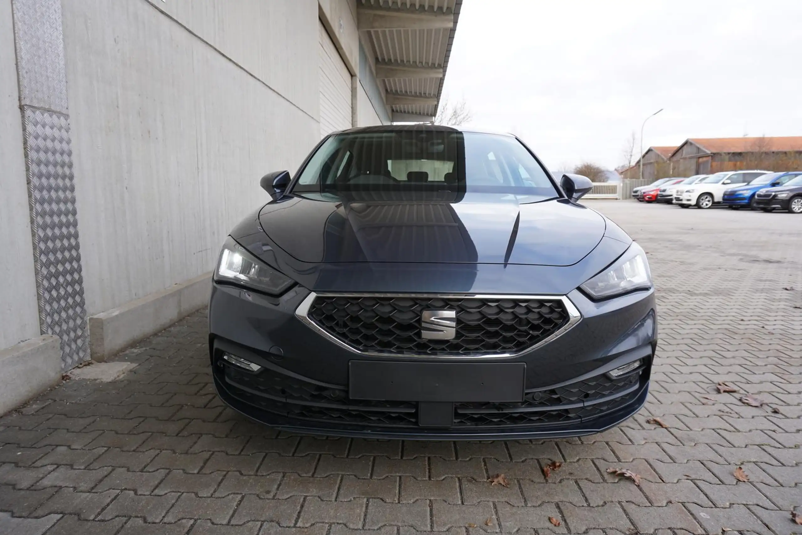 SEAT - Leon